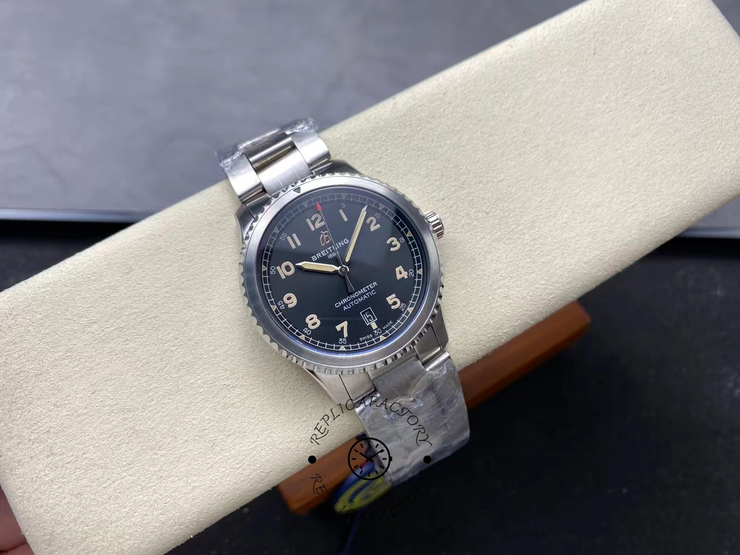 Breitling Aviator 8 Automatic 41 A17315101B1A1 1:1 Clone Black Dial Men's Watch