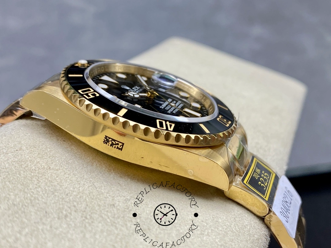 Angled side view of Rolex Submariner 126618LN highlighting bezel edge.