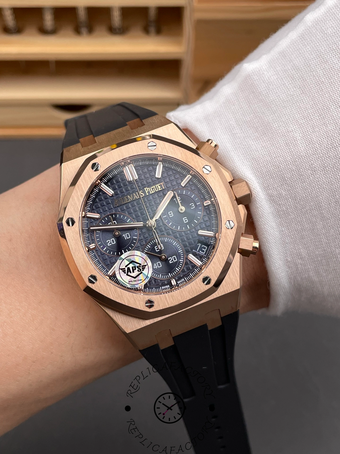 1:1 Clone AP Royal Oak 41mm Black Dial 26420RO.OO.A002CA.01