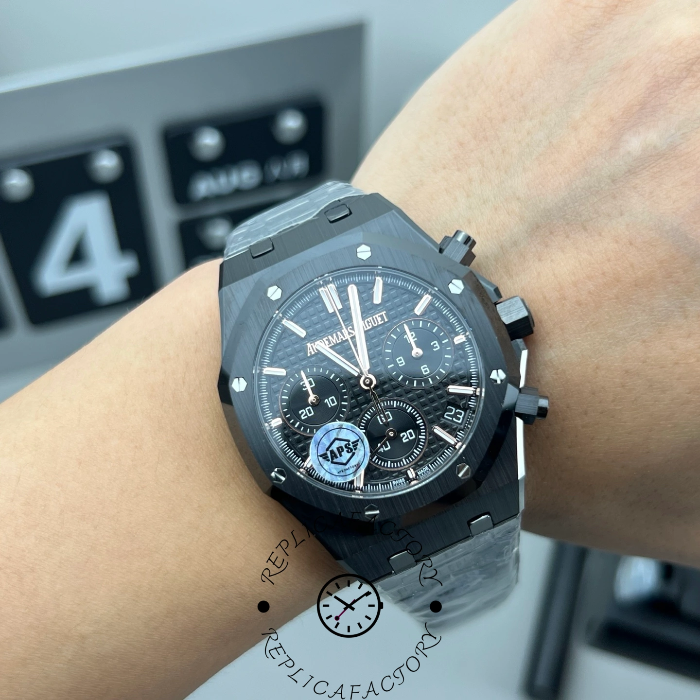 1:1 Clone AP Royal Oak Chronograph Black Ceramic 26331CE.OO.1225CE.01