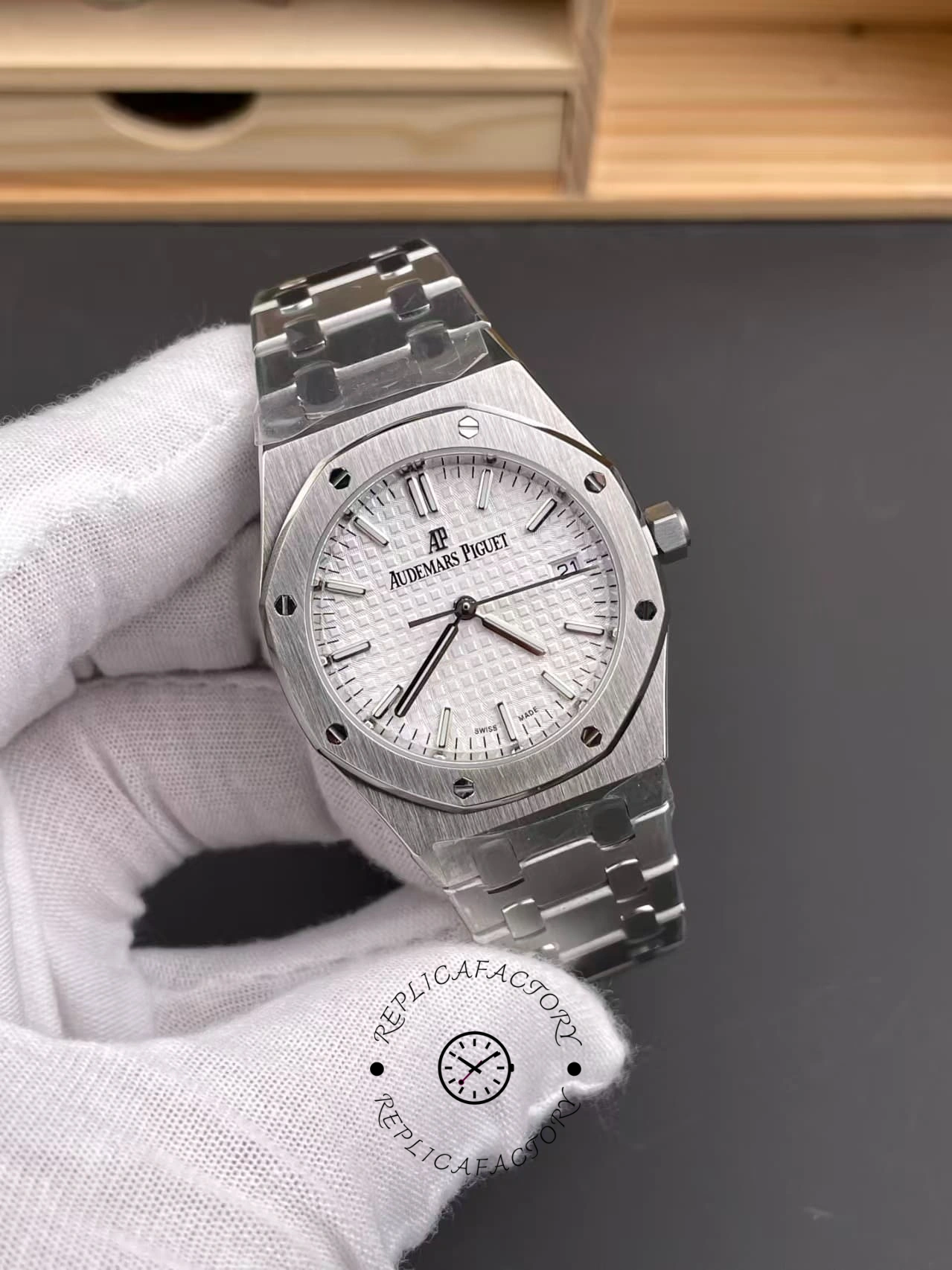 AP 77350ST.OO.1261ST.01 Royal Oak Replica Automatic 34mm Silve Dial