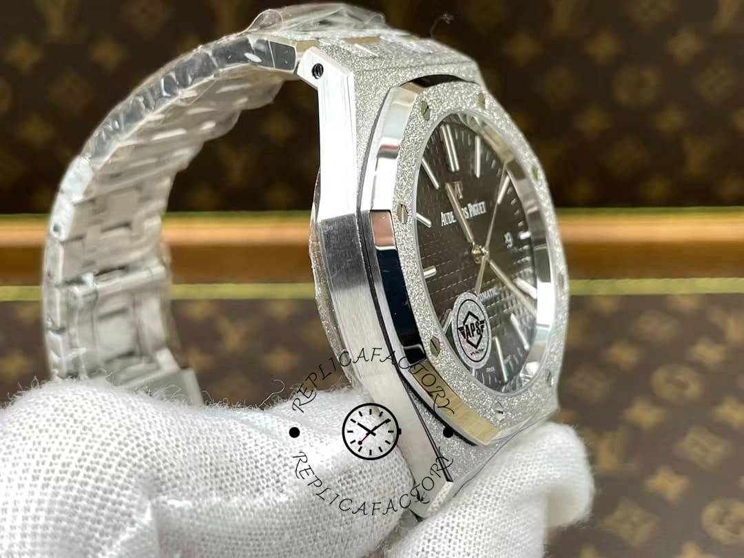 AP Royal Oak 41mm 15410BC.GG.1224BC.01 Black Dial Replica