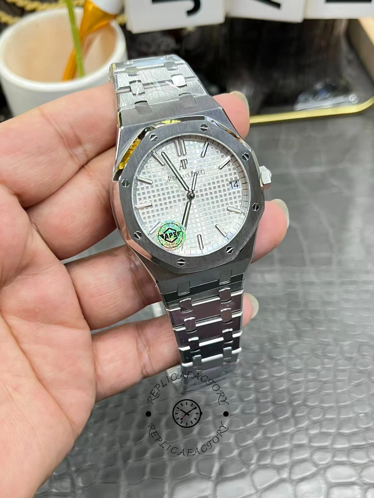 AP Royal Oak 41MM 15500ST.OO.1220ST.04 Replica Automatic 4302