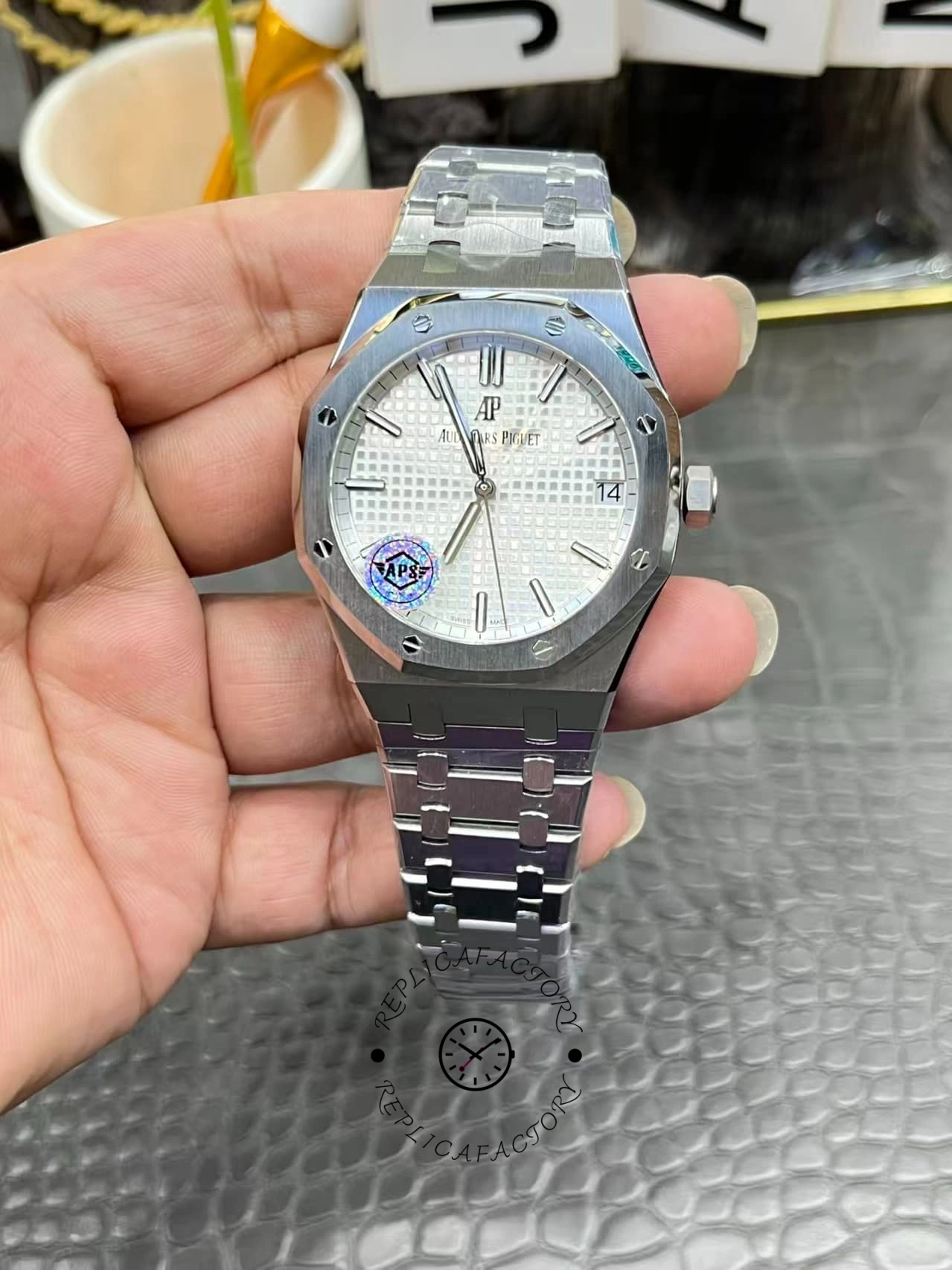 AP Royal Oak 41MM 15500ST.OO.1220ST.04 Replica Automatic 4302
