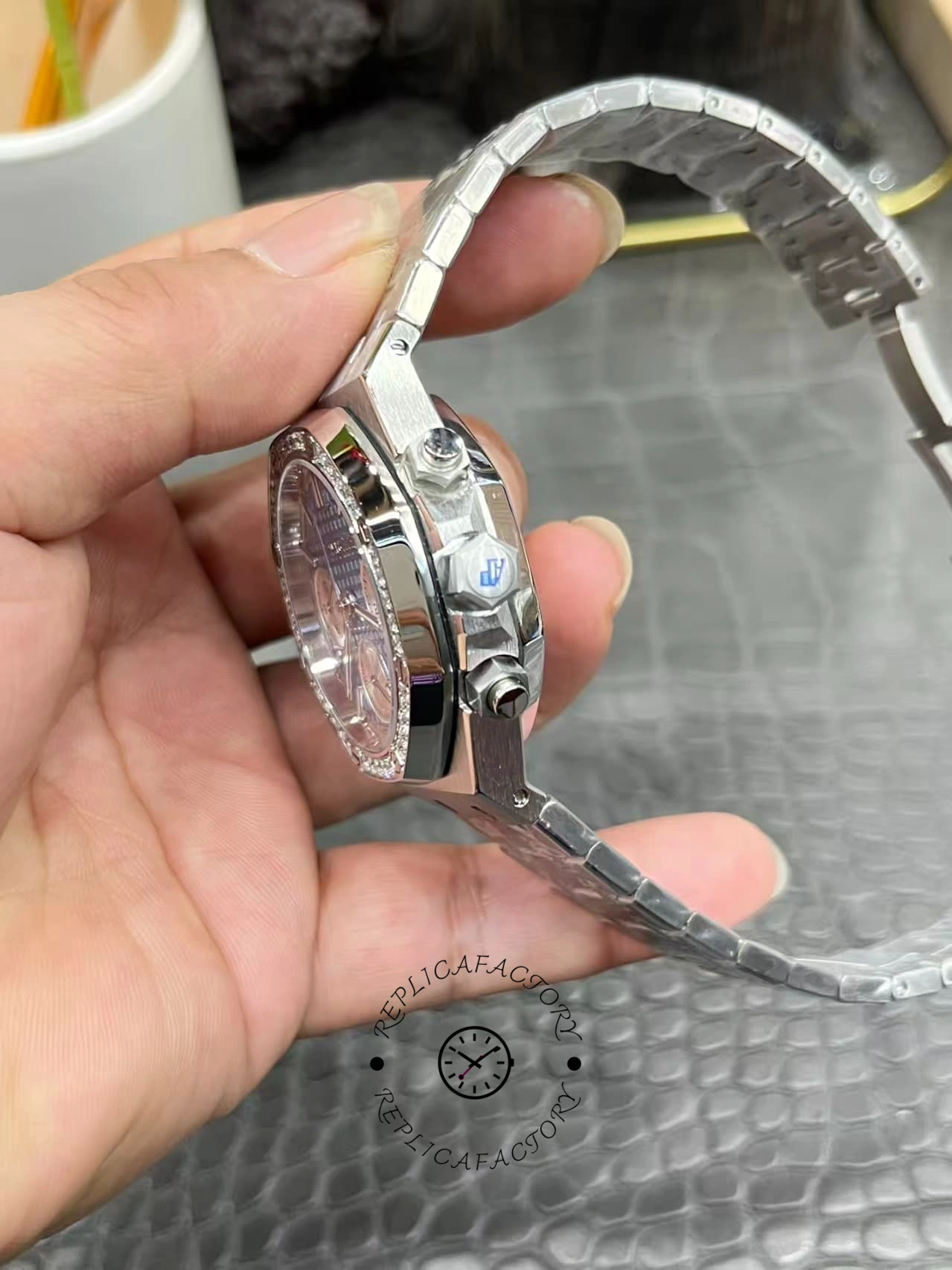 AP Royal Oak Chronograph 26715ST.ZZ.1356ST.01 Replica 38 Steel Bracelet