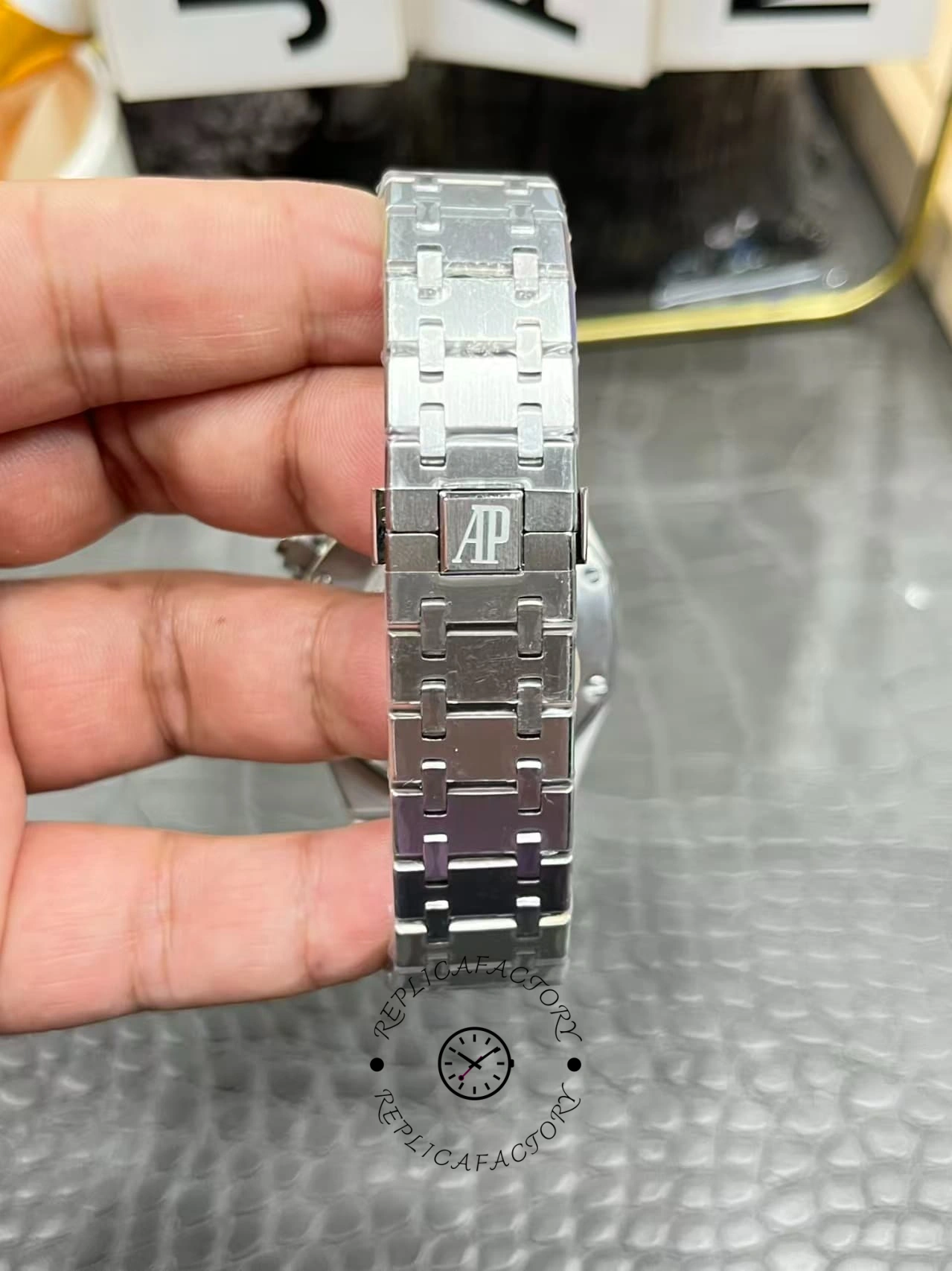 AP Royal Oak Chronograph 26715ST.ZZ.1356ST.01 Replica 38 Steel Bracelet