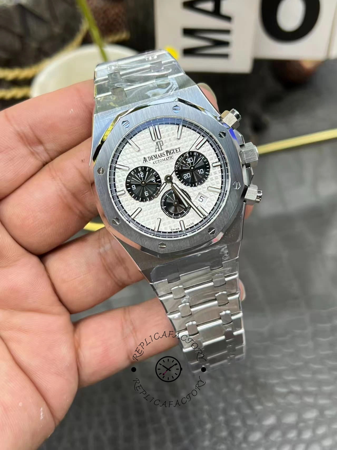 AP Royal Oak Replica Chronograph 41 26331ST.OO.1220ST.03 Stainless Steel Watch