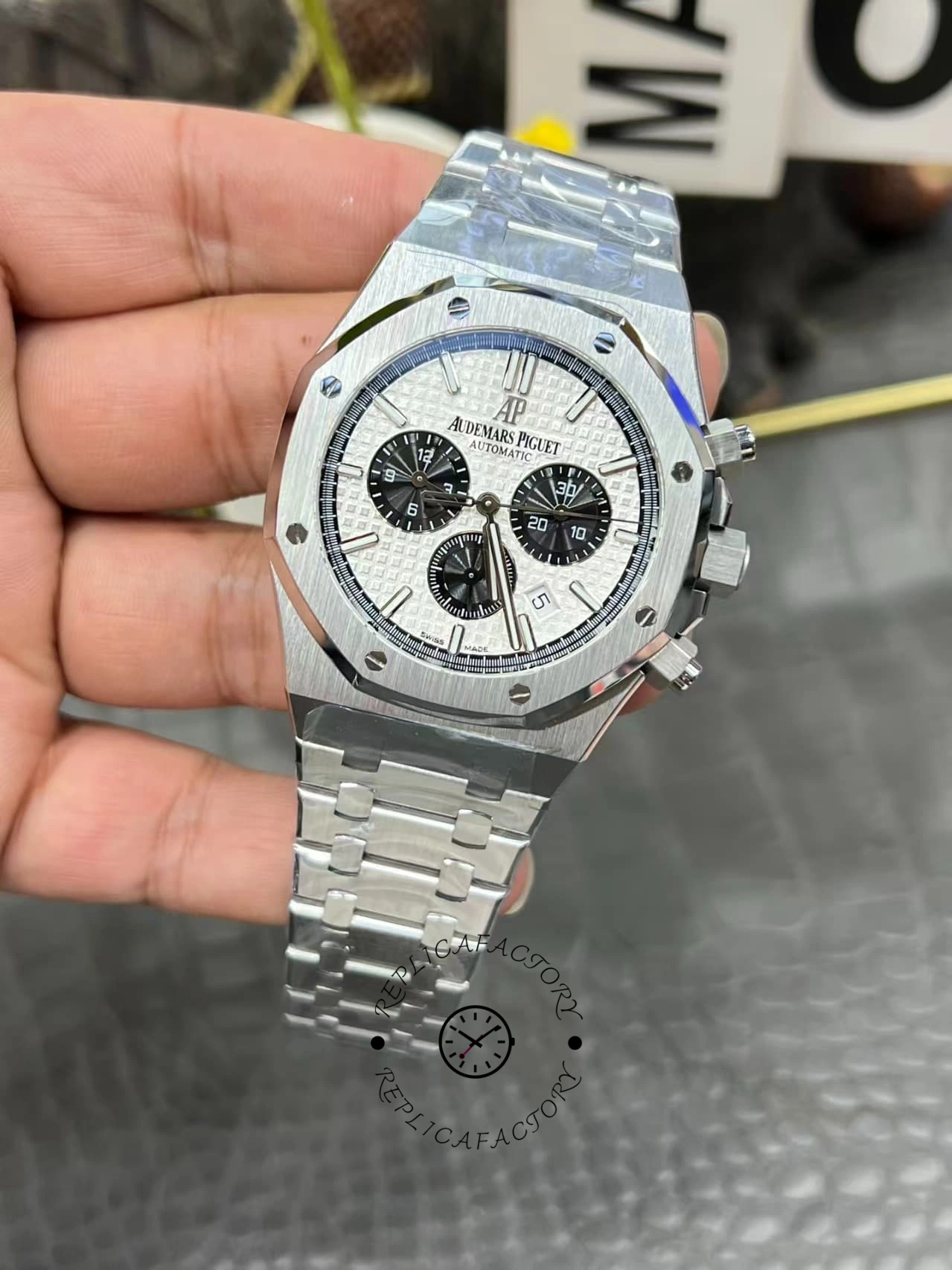 AP Royal Oak Replica Chronograph 41 26331ST.OO.1220ST.03 Stainless Steel Watch