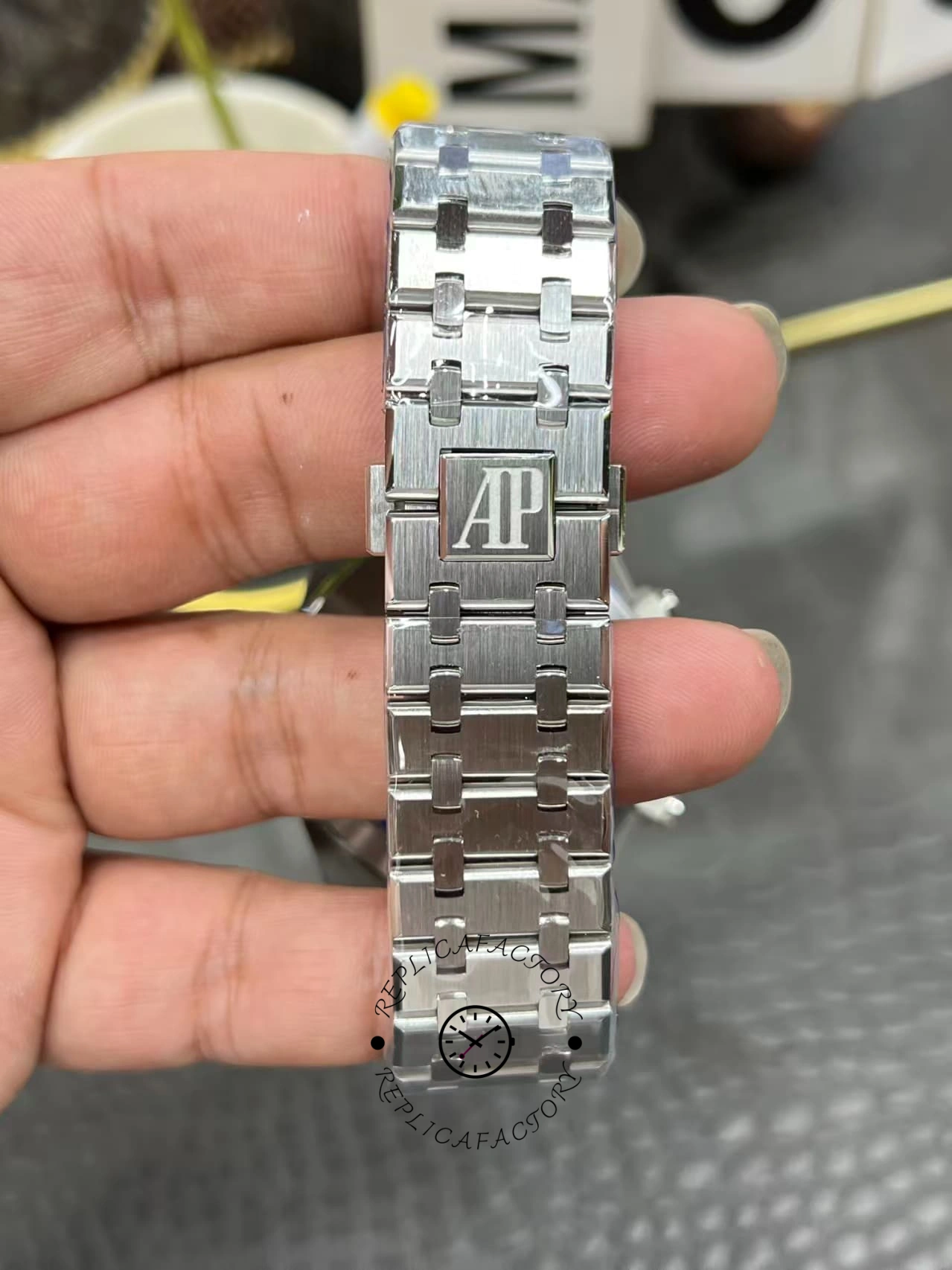 AP Royal Oak Replica Chronograph 41 26331ST.OO.1220ST.03 Stainless Steel Watch