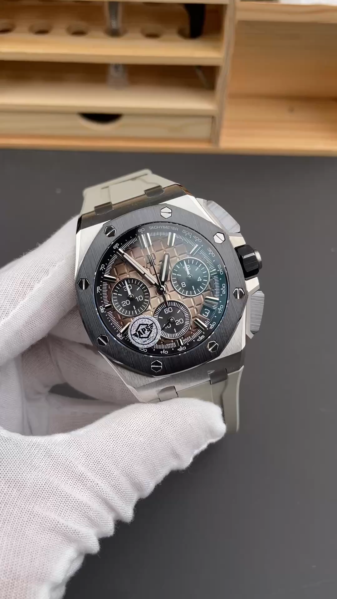 AP Royal Oak Offshore Chronograph Smoked Light Brown 26420SO.OO.A600CA.01 Replica