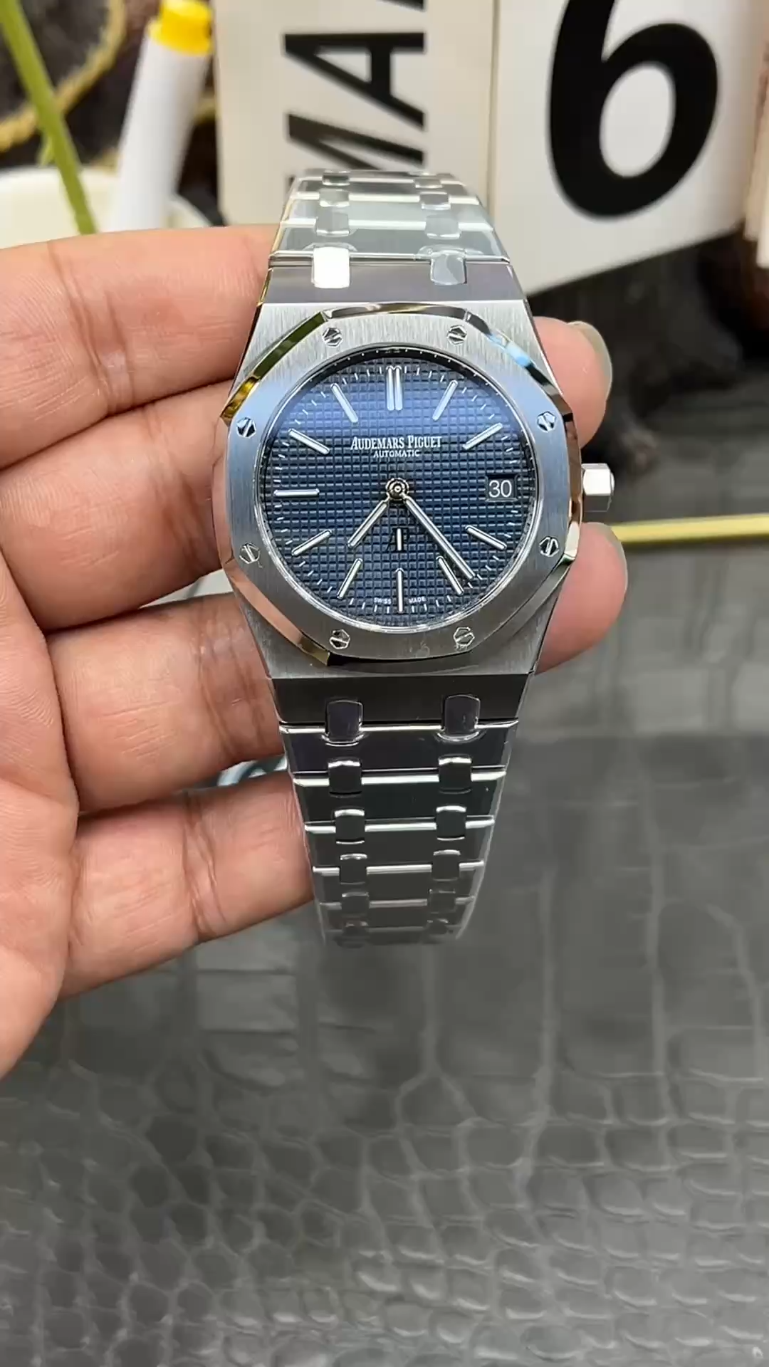 AP Royal Oak 