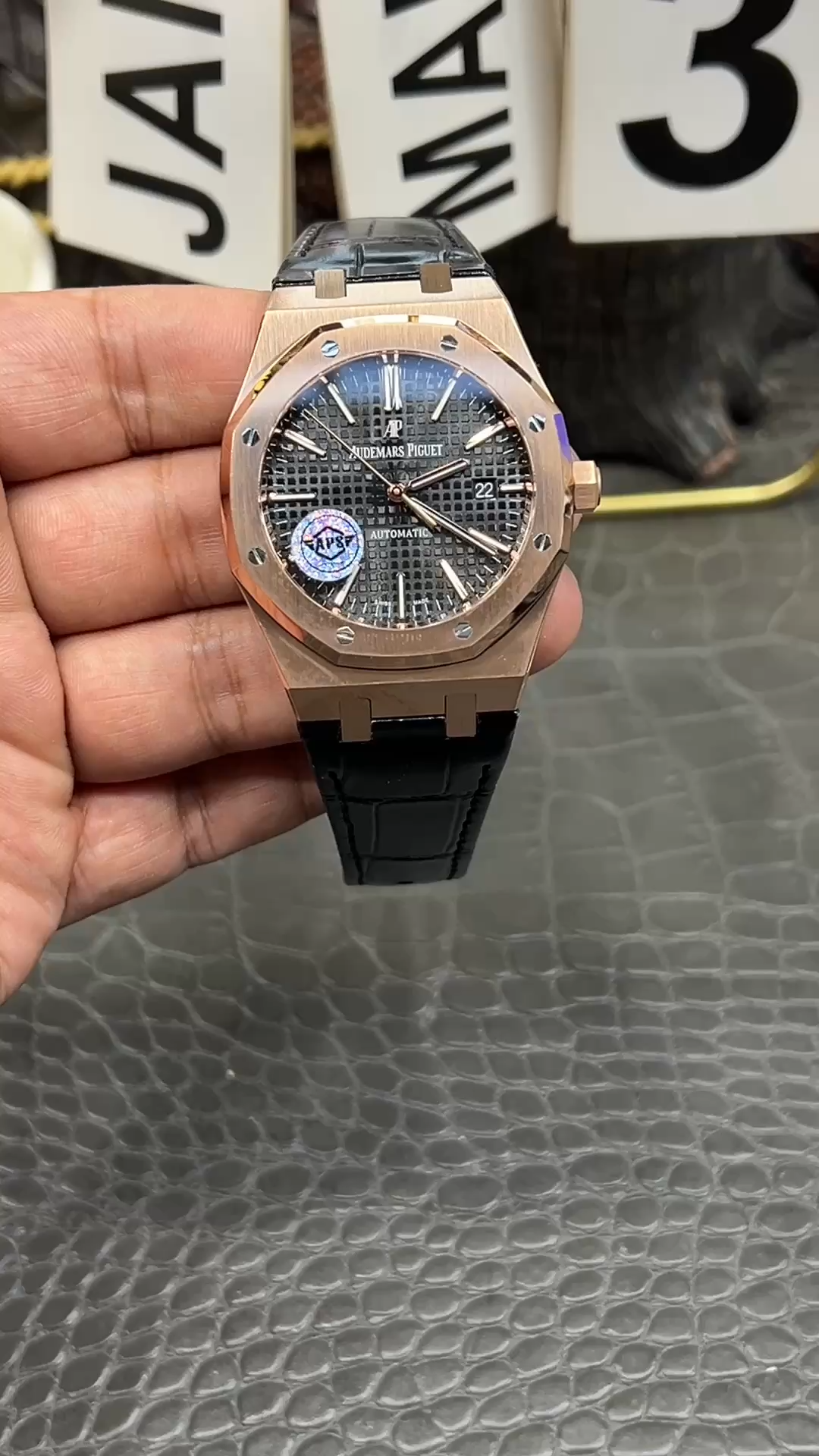 AP Replica Royal Oak 15400OR.OO.D002CR.01 41 Rose Gold Black Leather Strap