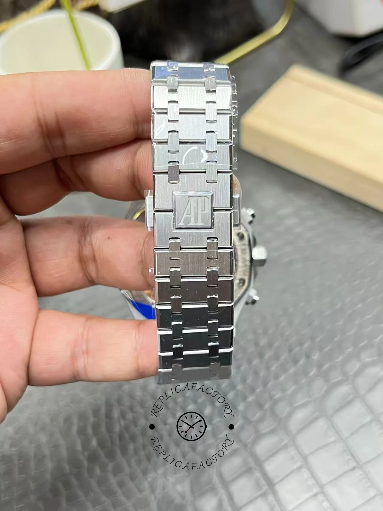 AP Royal Oak Chronograph 26240ST.OO.1320ST.08 41 Green Dial 1:1 Clone