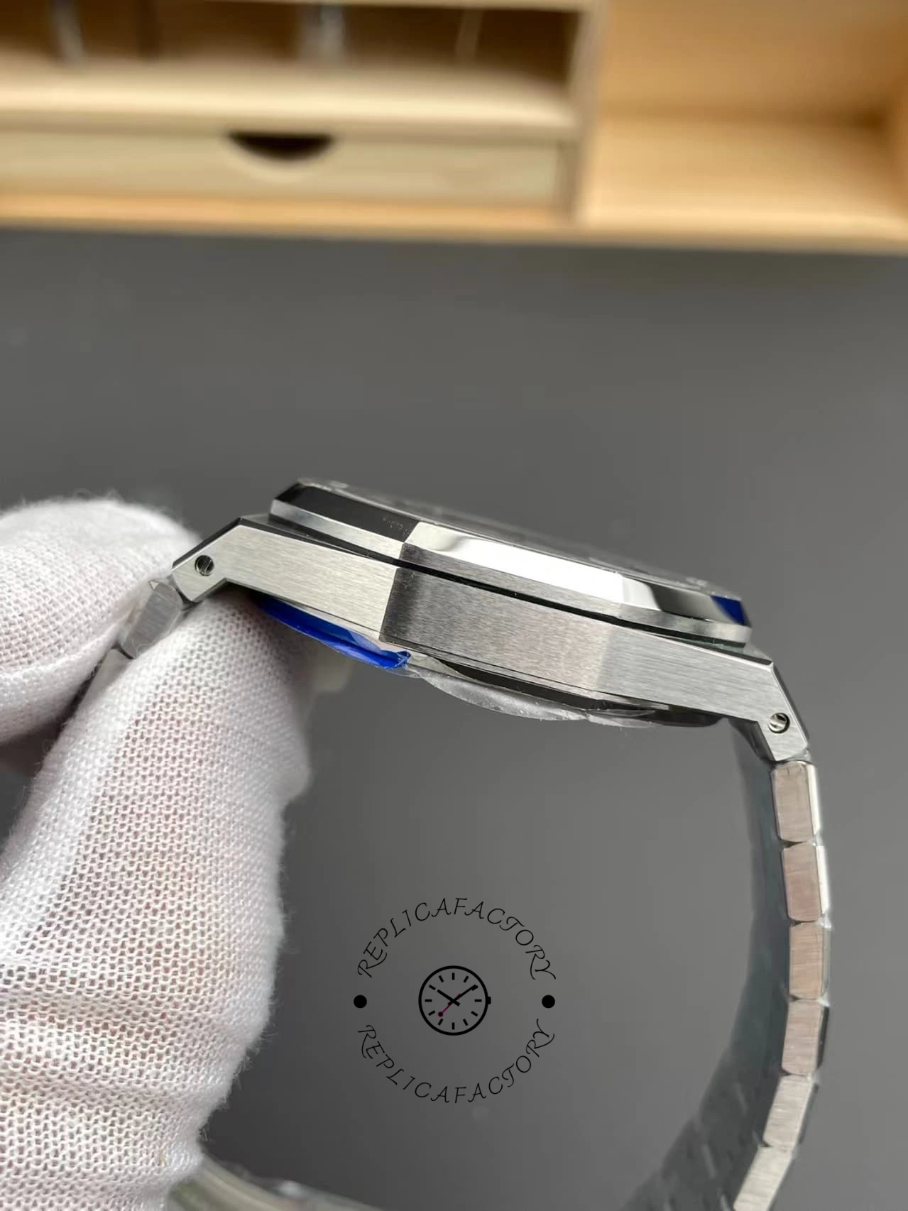 AP 15500ST.OO.1220ST.02 Royal Oak 41 Gray Dial Replica Watch