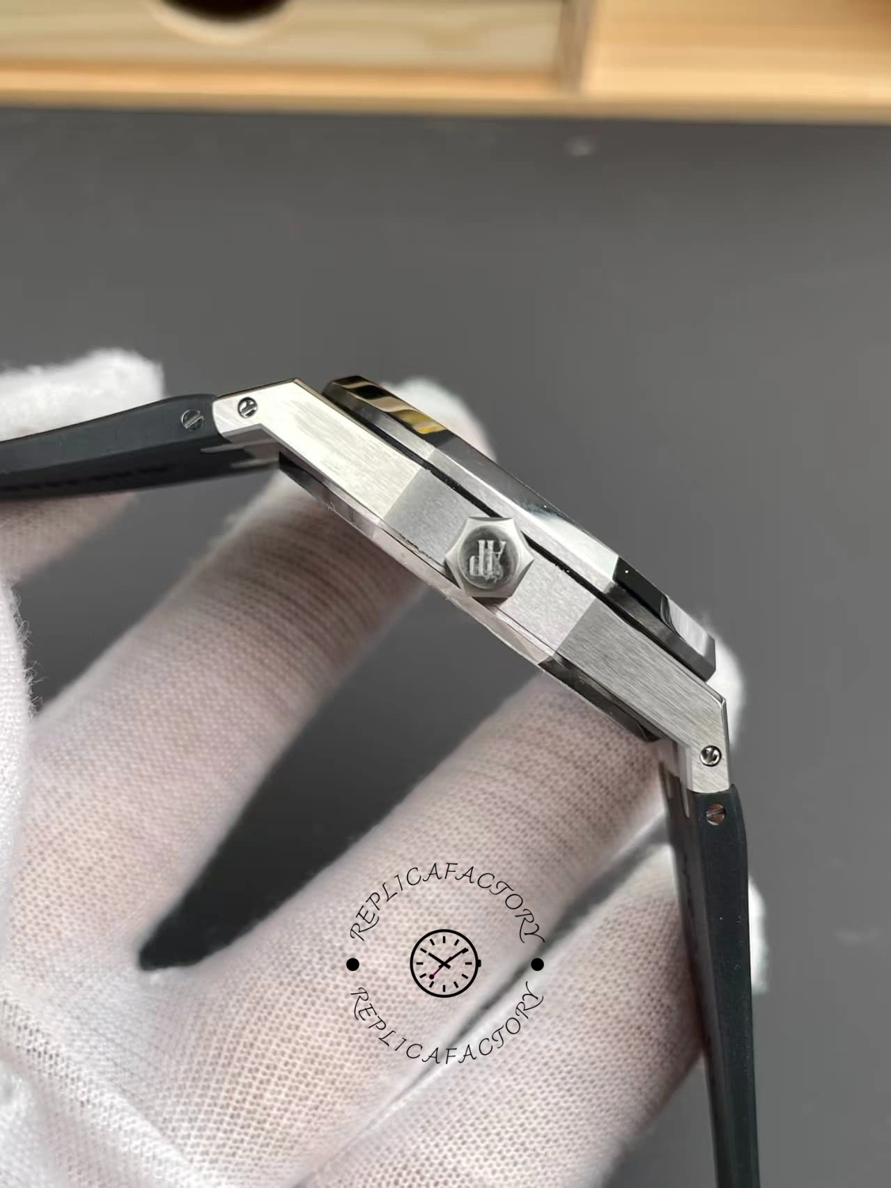 AP Royal Oak 41 Black Rubber 15500ST.OO.1220ST.03 Replica Automatic