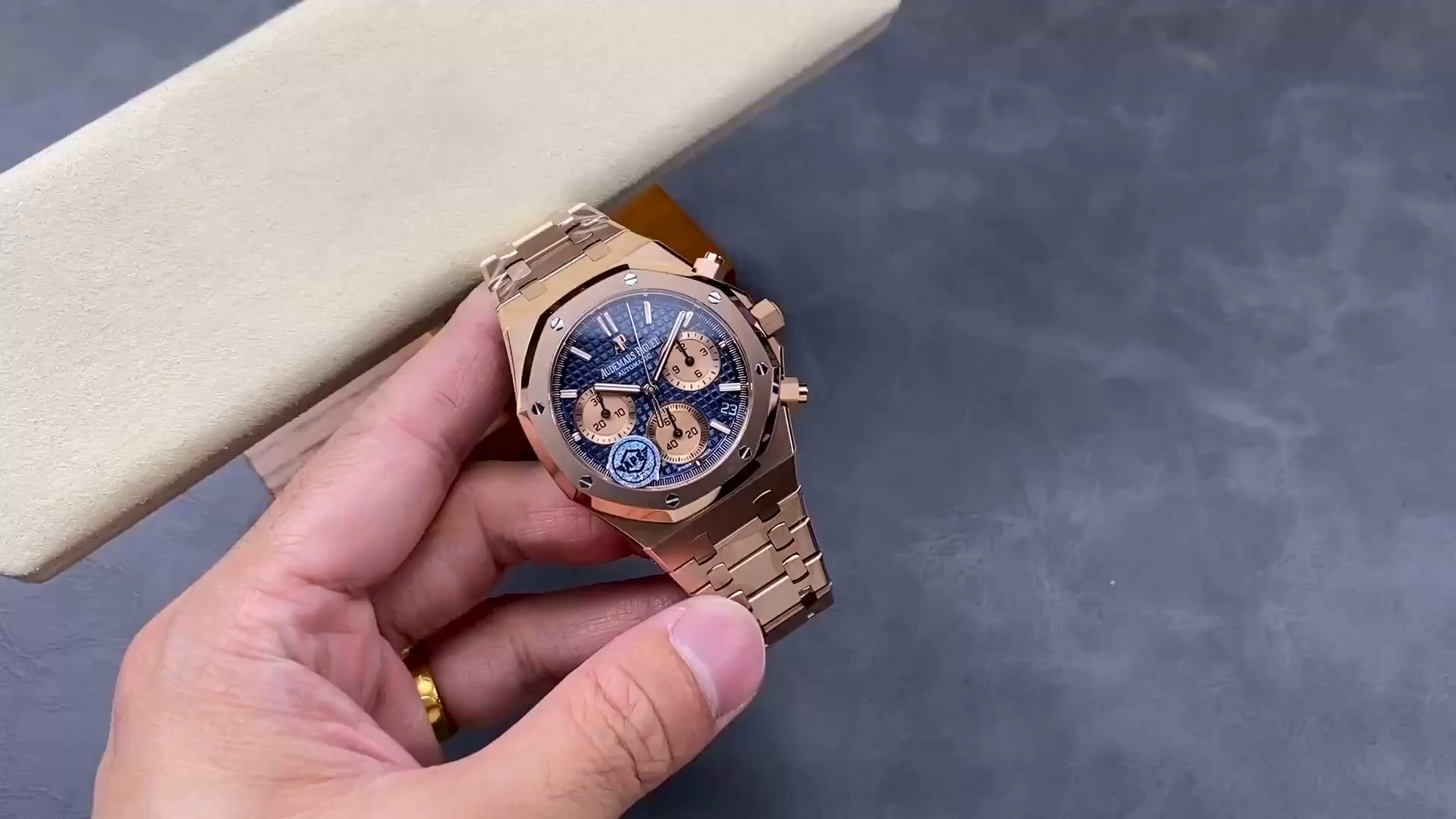 AP Royal Oak Selfwinding Chronograph 26239OR.OO.1220OR.01 41mm Replica