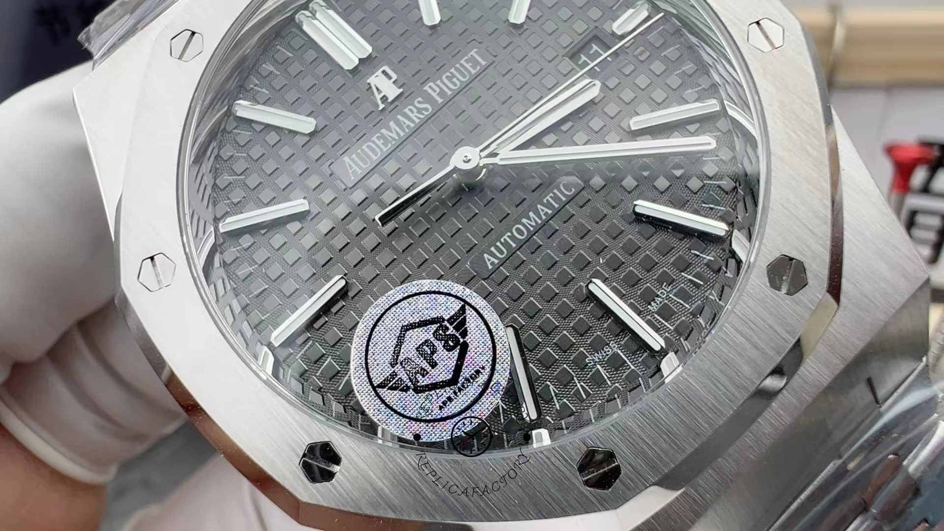AP Royal Oak Replica Automatic 41 15400ST.OO.1220ST.04 Gray Dial