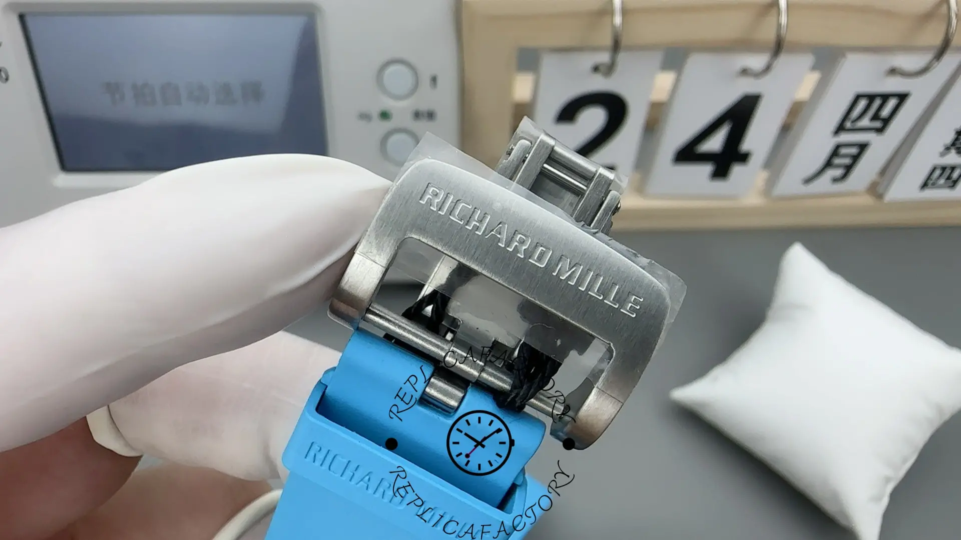 Richard Mille RM35-03 replica White Quartz TPT Blue Strap