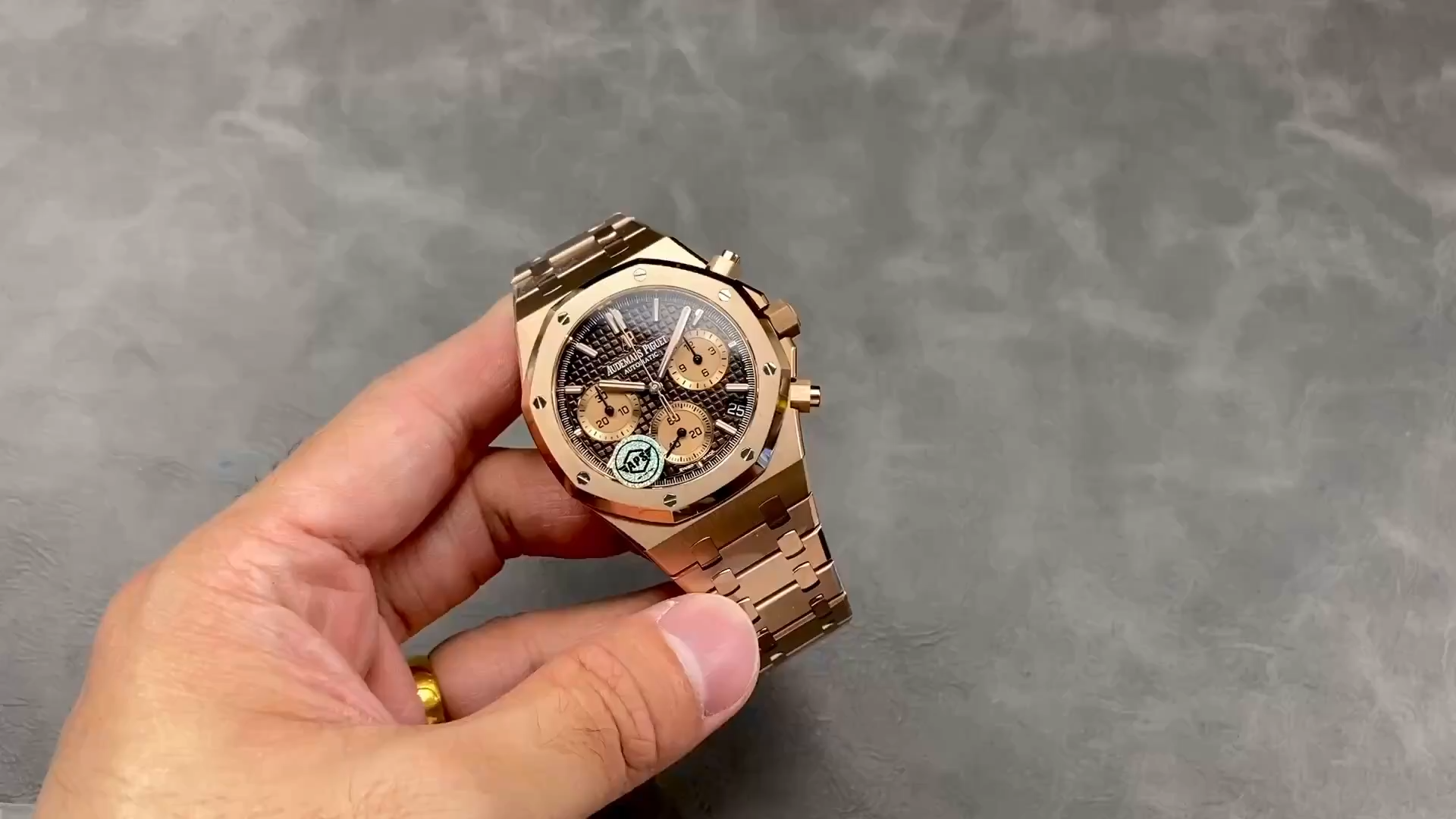 AP Royal Oak Chronograph Rose Gold 41mm 26239OR.OO.1220OR.02 Replica