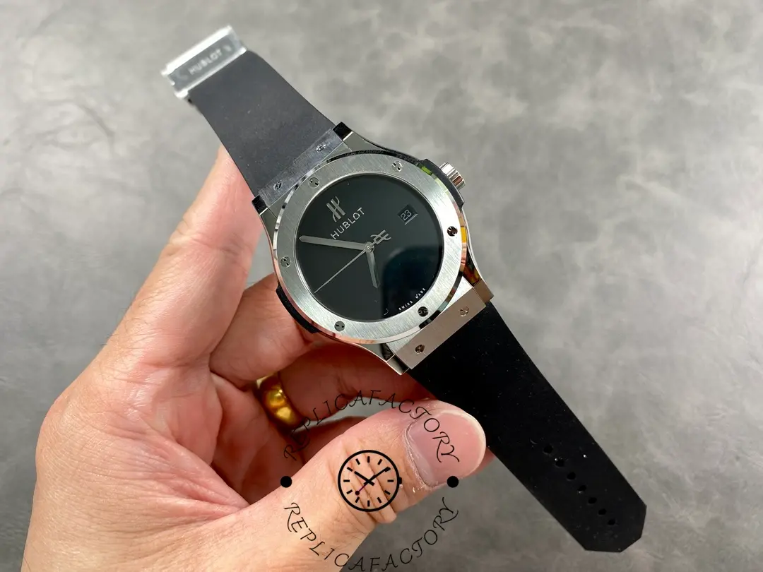 Replica Hublot Classic Fusion Titanium 542.NX.1270.RX.MDM 42mm