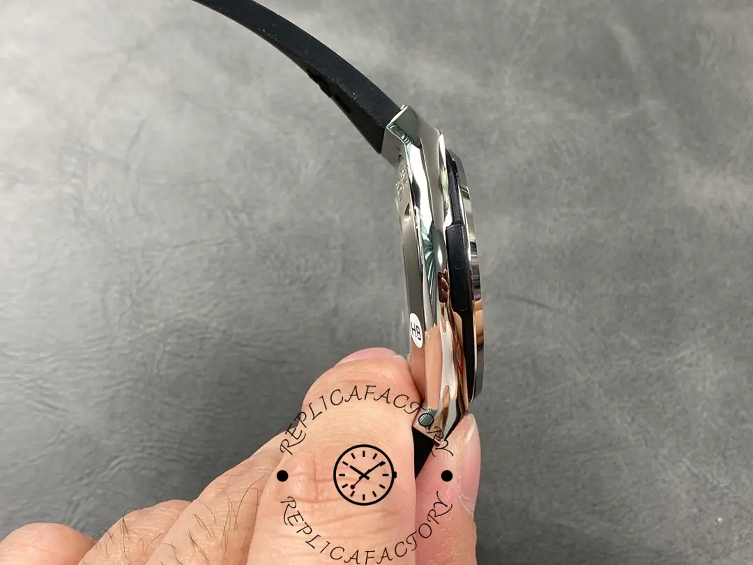 Replica Hublot Classic Fusion Titanium 542.NX.1270.RX.MDM 42mm