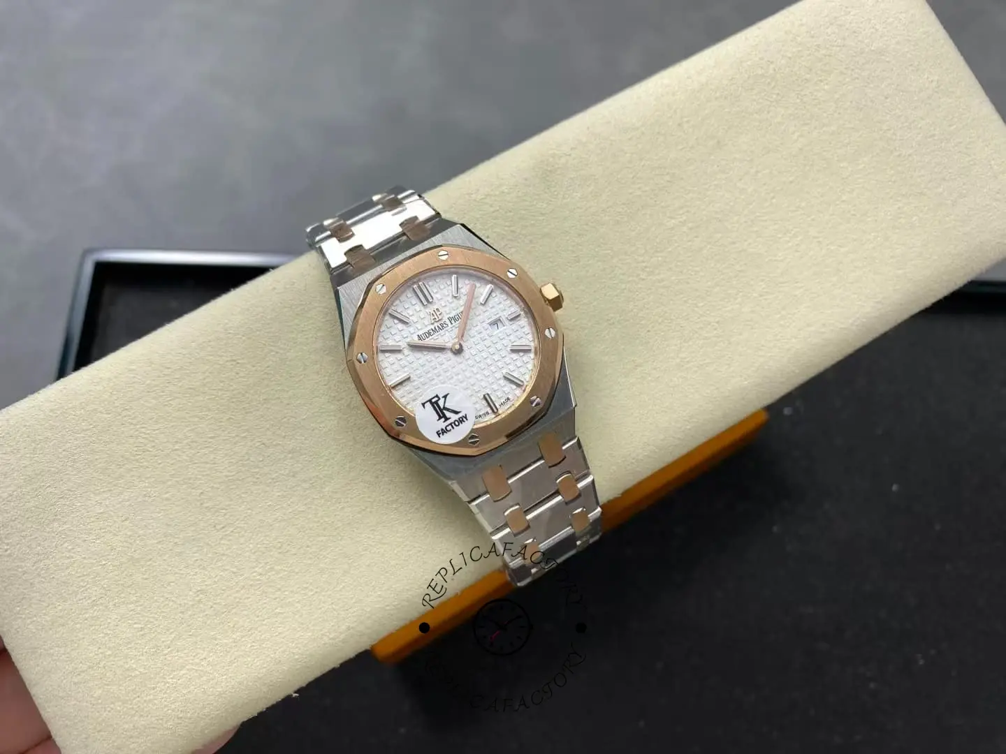AP 77350SR.OO.1261SR.01 Royal Oak 34 Two-Tone 1:1 Clone Women's Watch