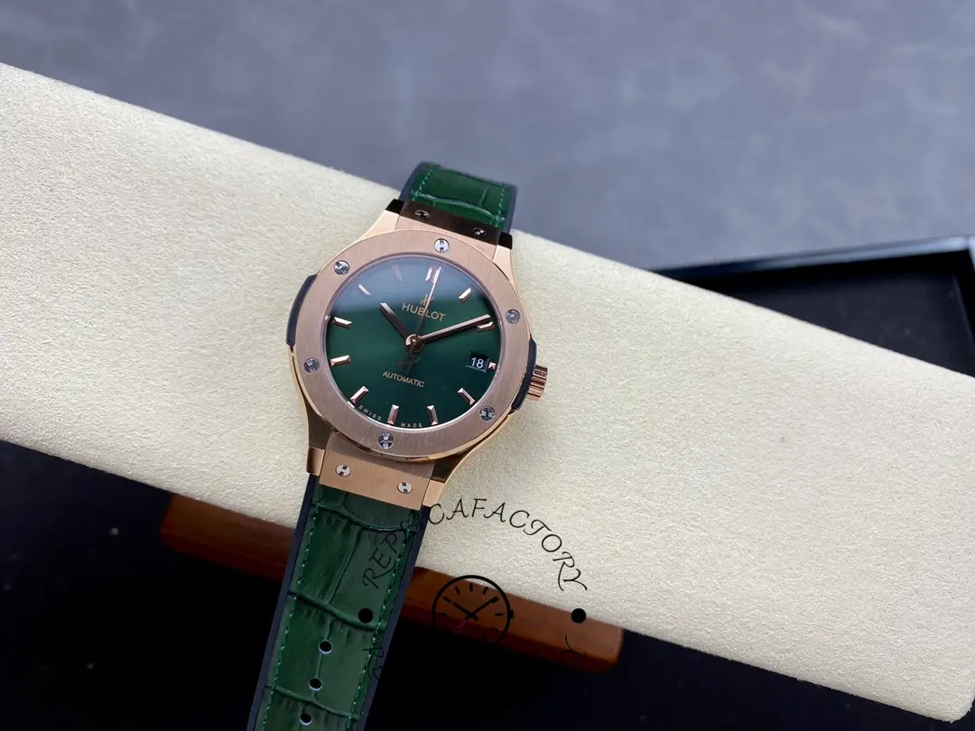 1:1 Clone Hublot Watch Classic Fusion King Gold Green 38mm