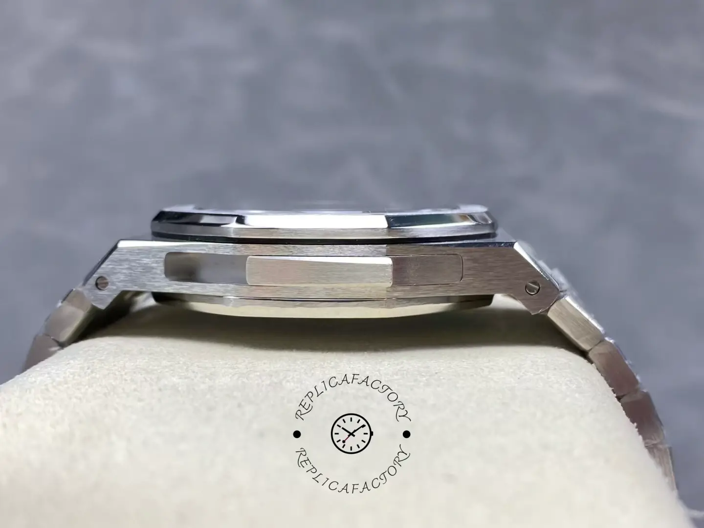 AP 26591Ti.OO.1252TI.03 Royal Oak Minute Repeater Supersonnerie Replica 42MM