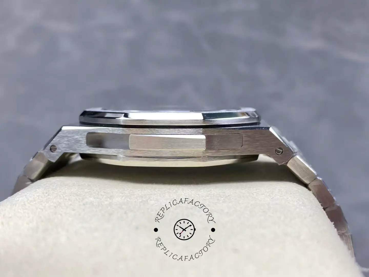 AP Replica Titanium 26591TI.OO.1252TI.03 Royal Oak Black Dial