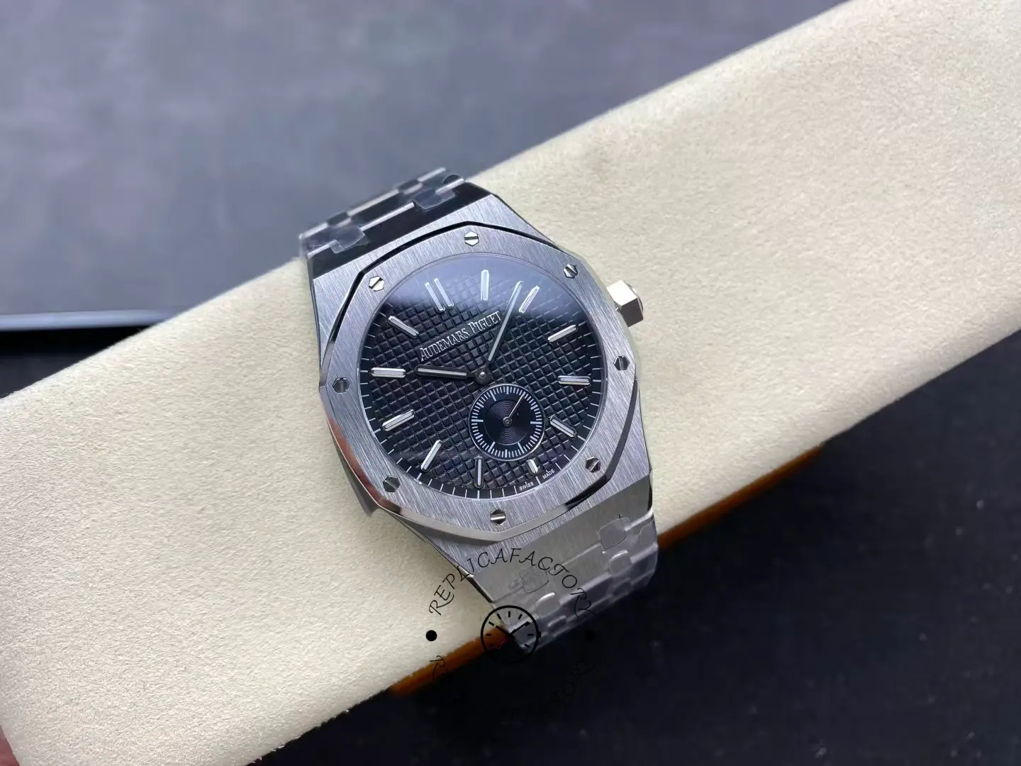 AP Replica Titanium 26591TI.OO.1252TI.03 Royal Oak Black Dial