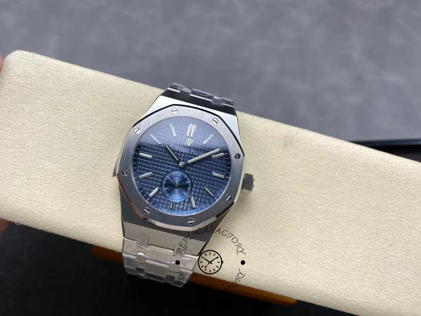 AP Royal Oak Minute Repeater Supersonnerie Titanium 26591TI.OO.1252TI.01 1:1 Clone