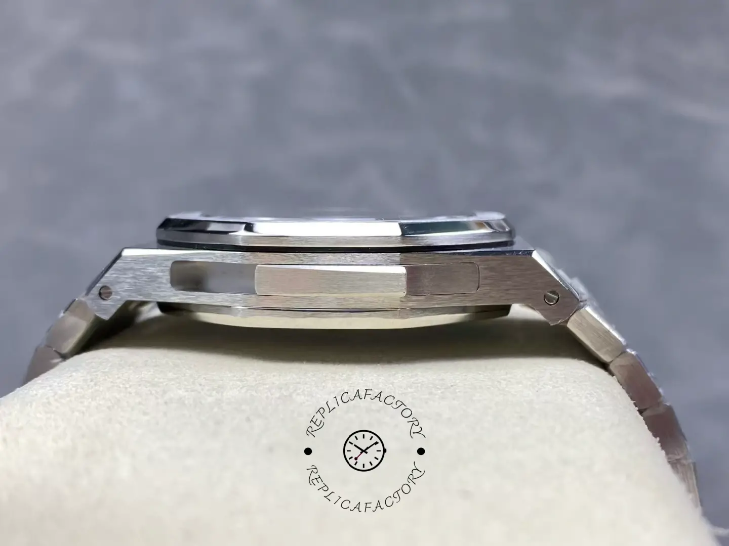 AP Royal Oak Minute Repeater Supersonnerie Steel Strap 26591PT.OO.D002CR.01 Replica