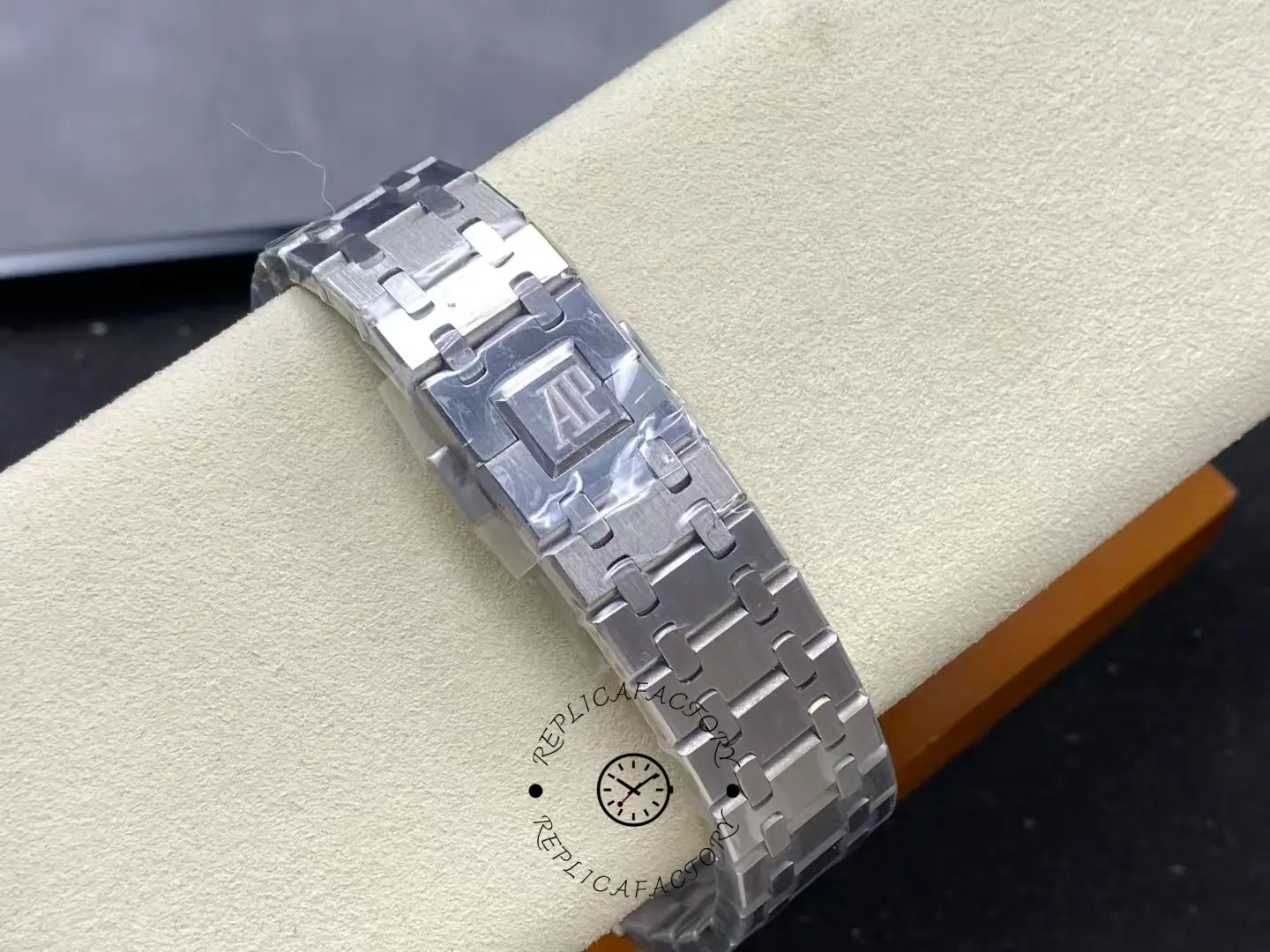 AP Royal Oak Minute Repeater Supersonnerie Titanium 26591TI.OO.1252TI.01 1:1 Clone