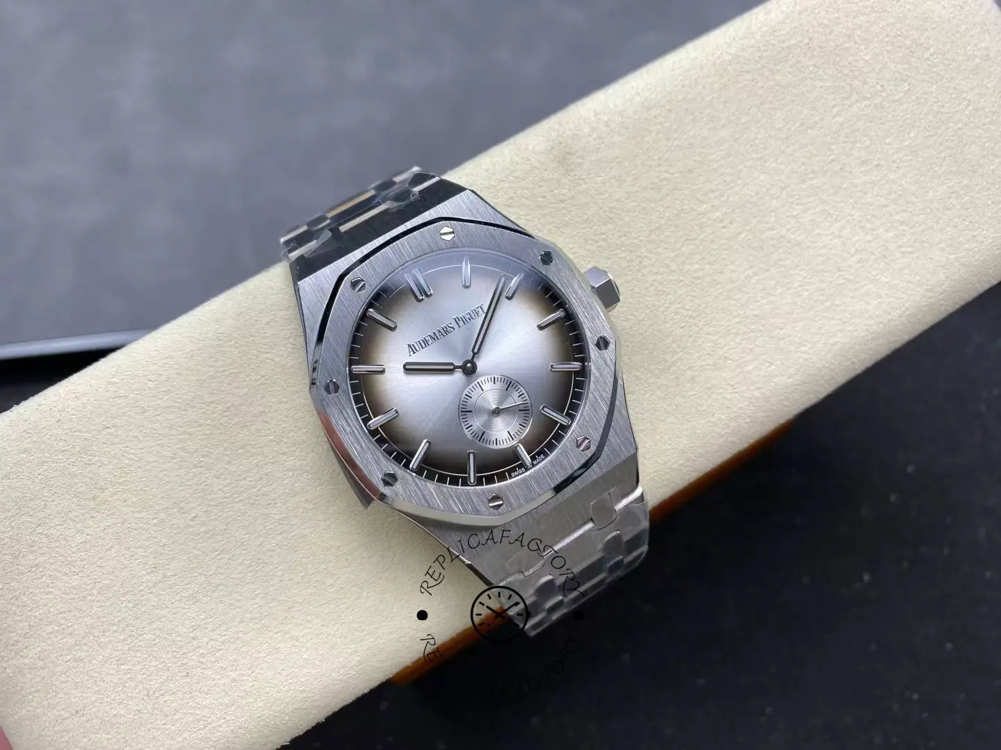 AP 1:1 Clone Royal Oak Chronograph 26591IP.OO.1252IP.01 Silver Watch