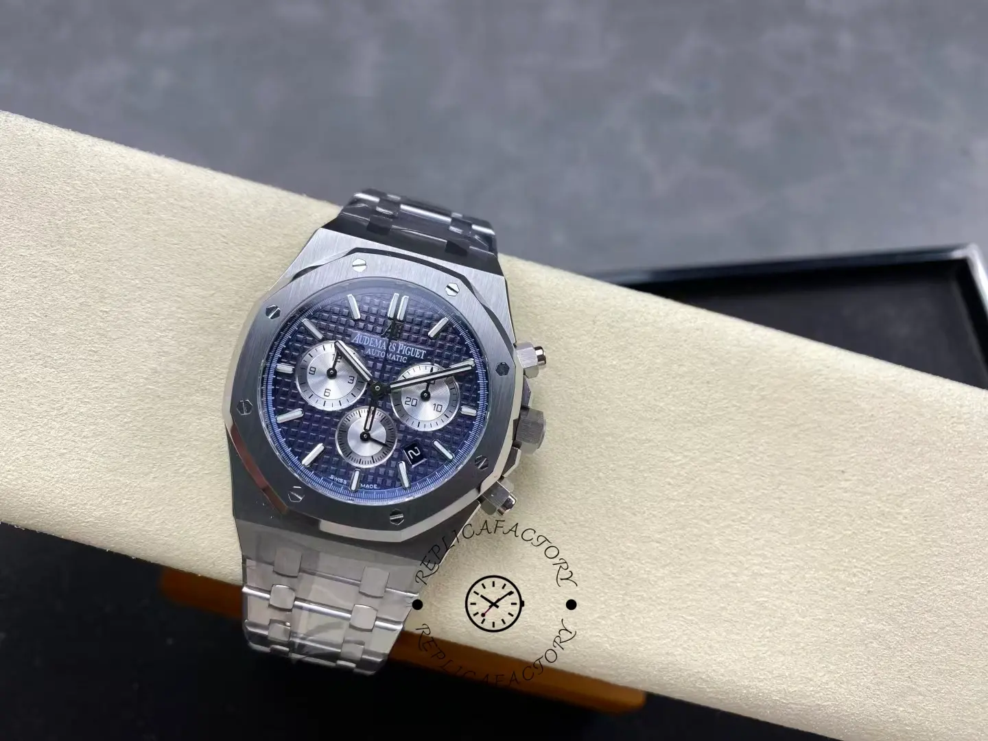 AP Royal Oak Chronograph 41 Blue Dial 26331ST.OO.1220ST.01 Replica