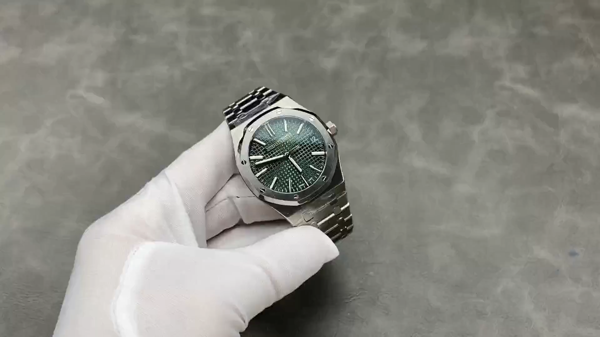 AP Royal Oak 41 Green Dial 15510ST.OO.1320ST.09 1:1 Clone Luxury Watch