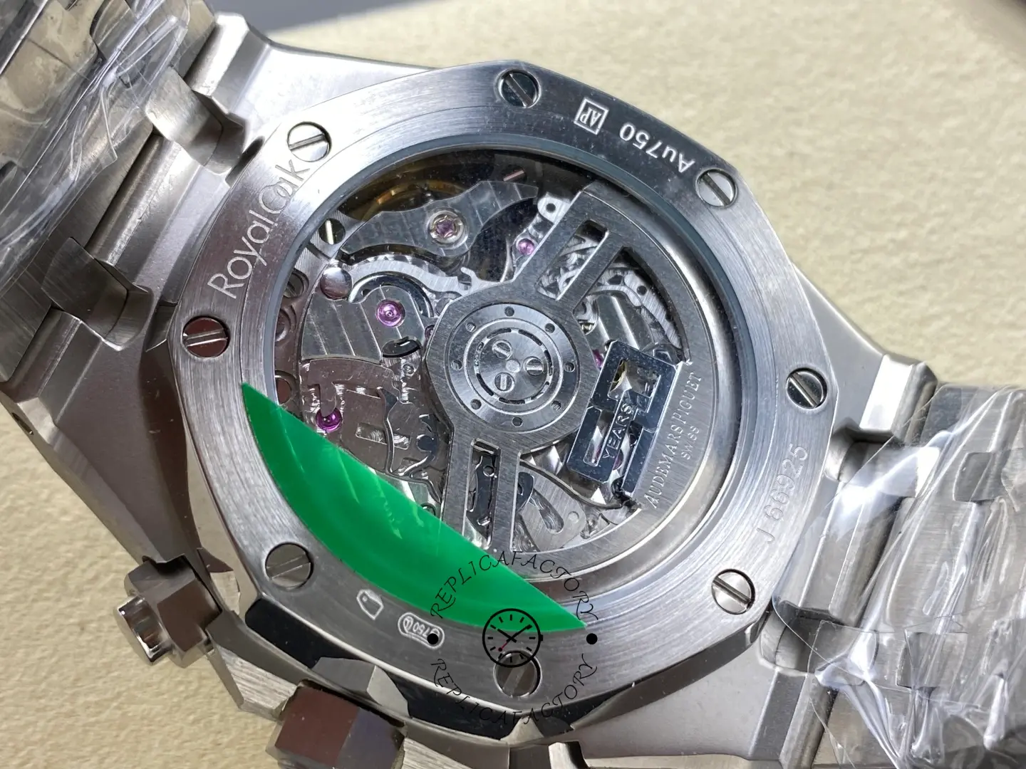 AP 26240BC.GG.1324BC.01 Royal Oak Replica Selfwinding Chronograph Watch