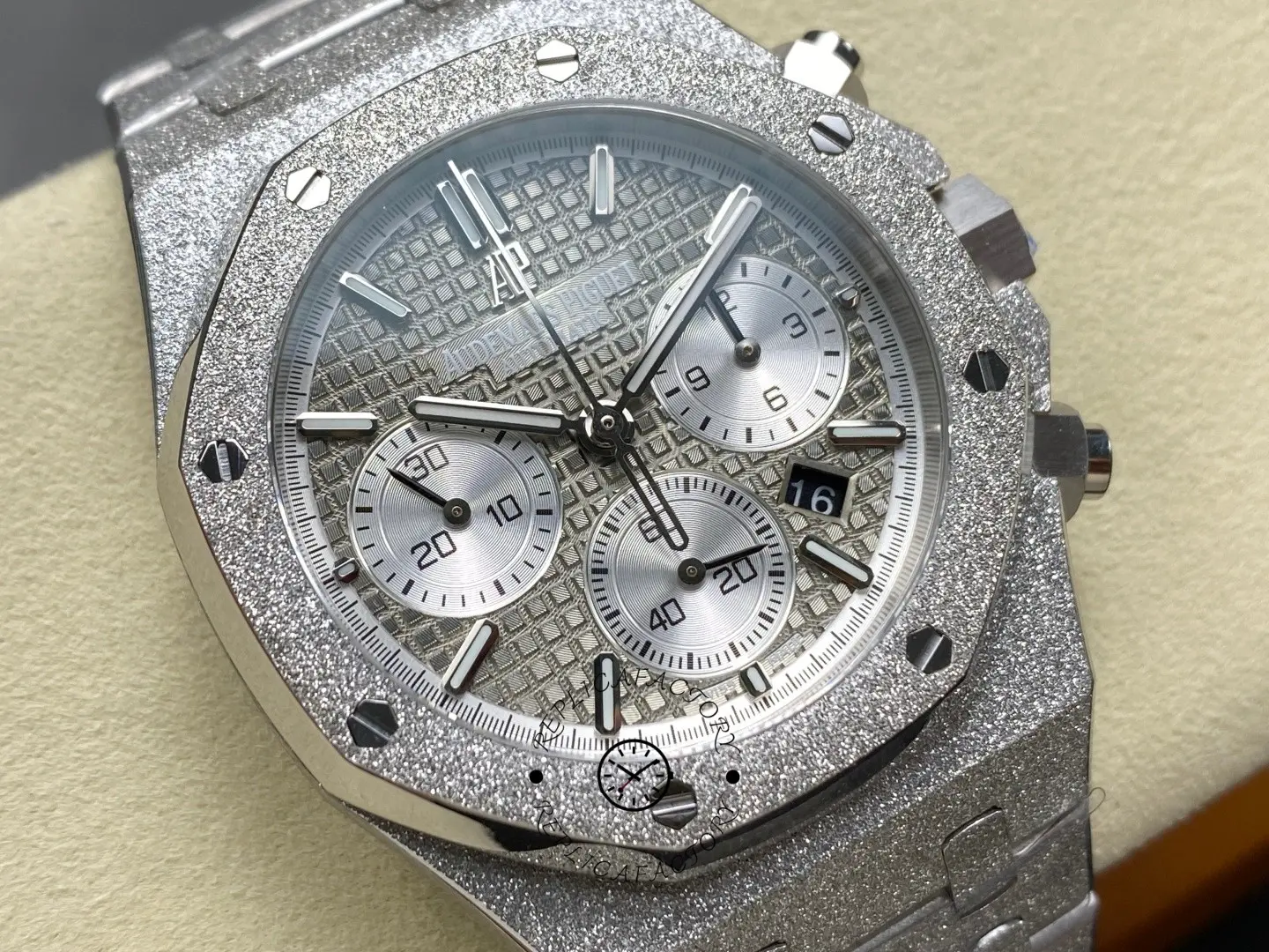 AP Royal Oak Chronograph 41MM 26239BC.GG.1224BC.01 Automatic Replica