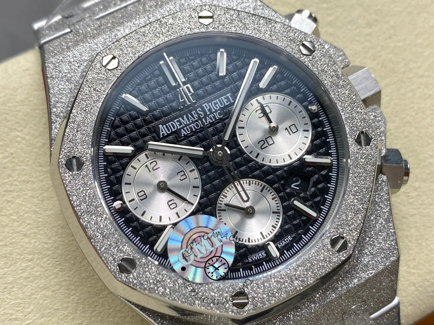 AP Royal Oak Black Dial 26239BC.GG.1224BC.02 1:1 Clone Men's Watch