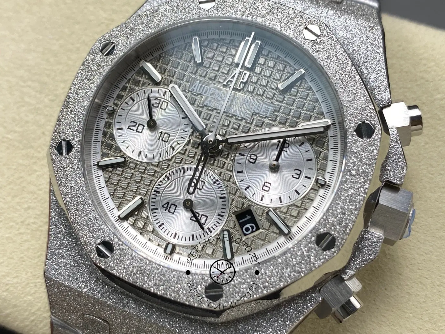 AP Royal Oak Chronograph 41MM 26239BC.GG.1224BC.01 Automatic Replica