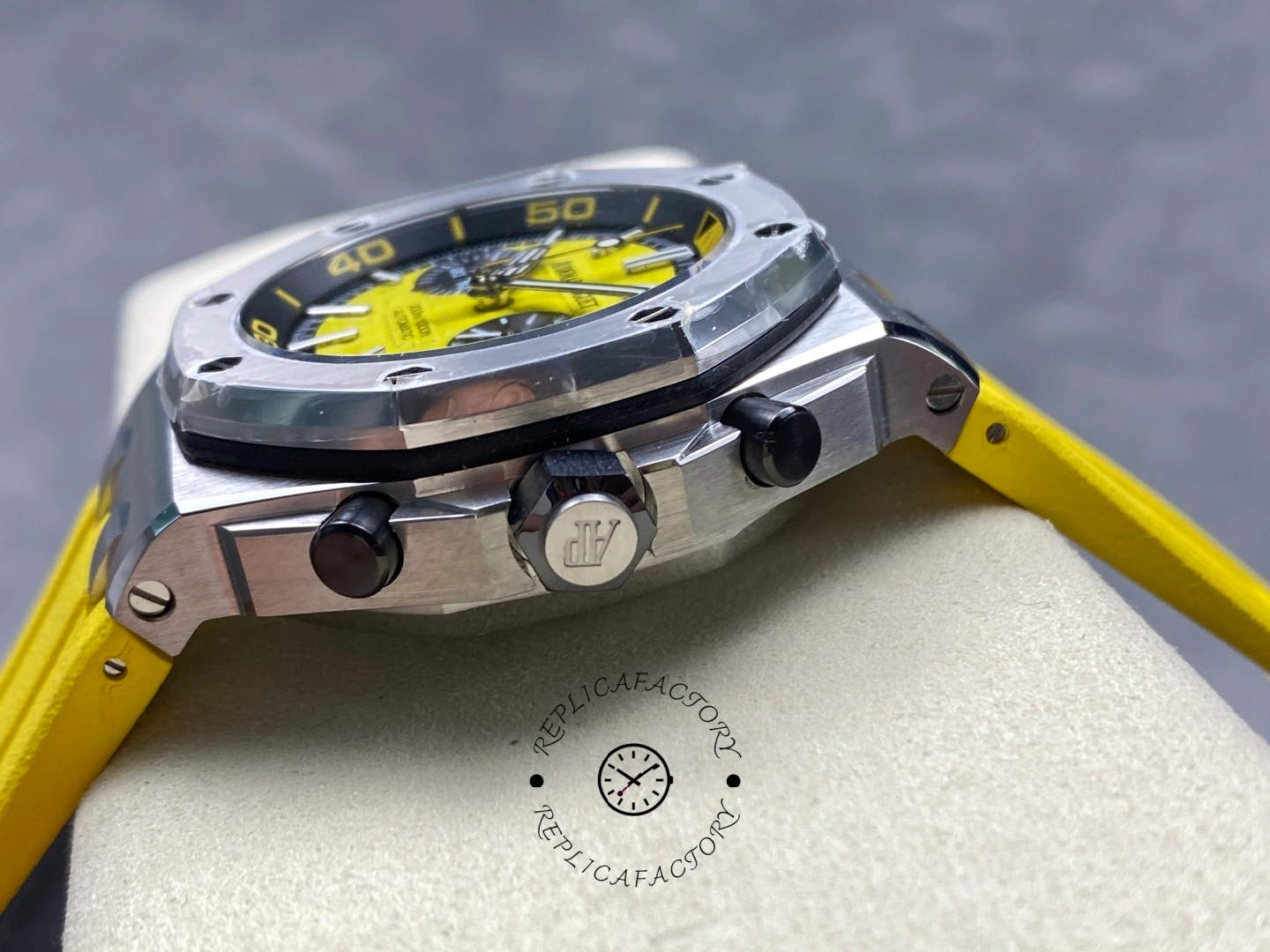AP Royal Oak Offshore Diver Chronograph 42 26703ST.OO.A051CA.01 Replica
