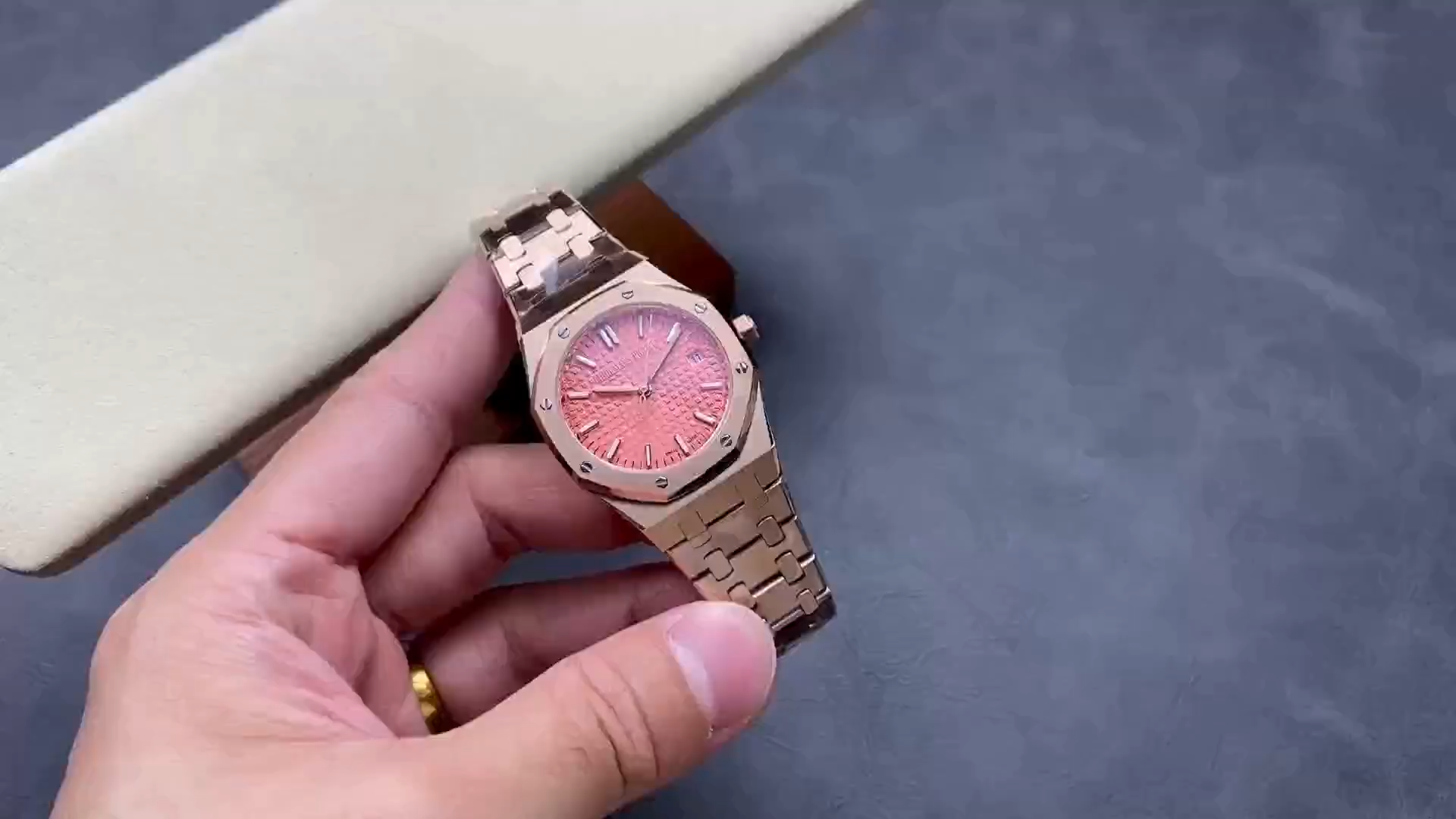 AP Royal Oak Selfwinding 34mm 77450OR.OO.1361OR.01 Pink Dial 1:1 Clone