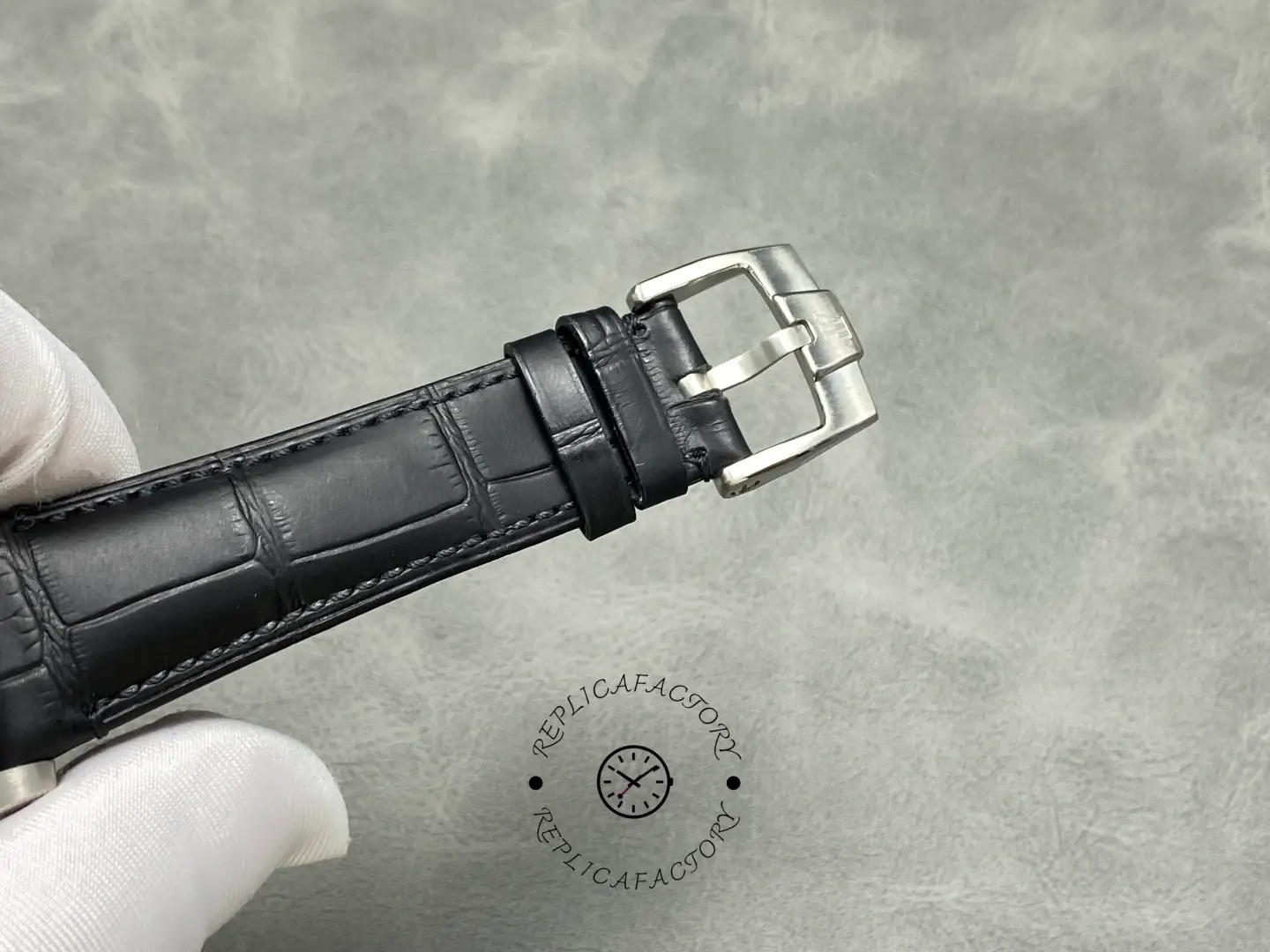AP 15210BC.OO.A002CR.01 Code 11:59 Automatic Black Dial 1:1 Clone