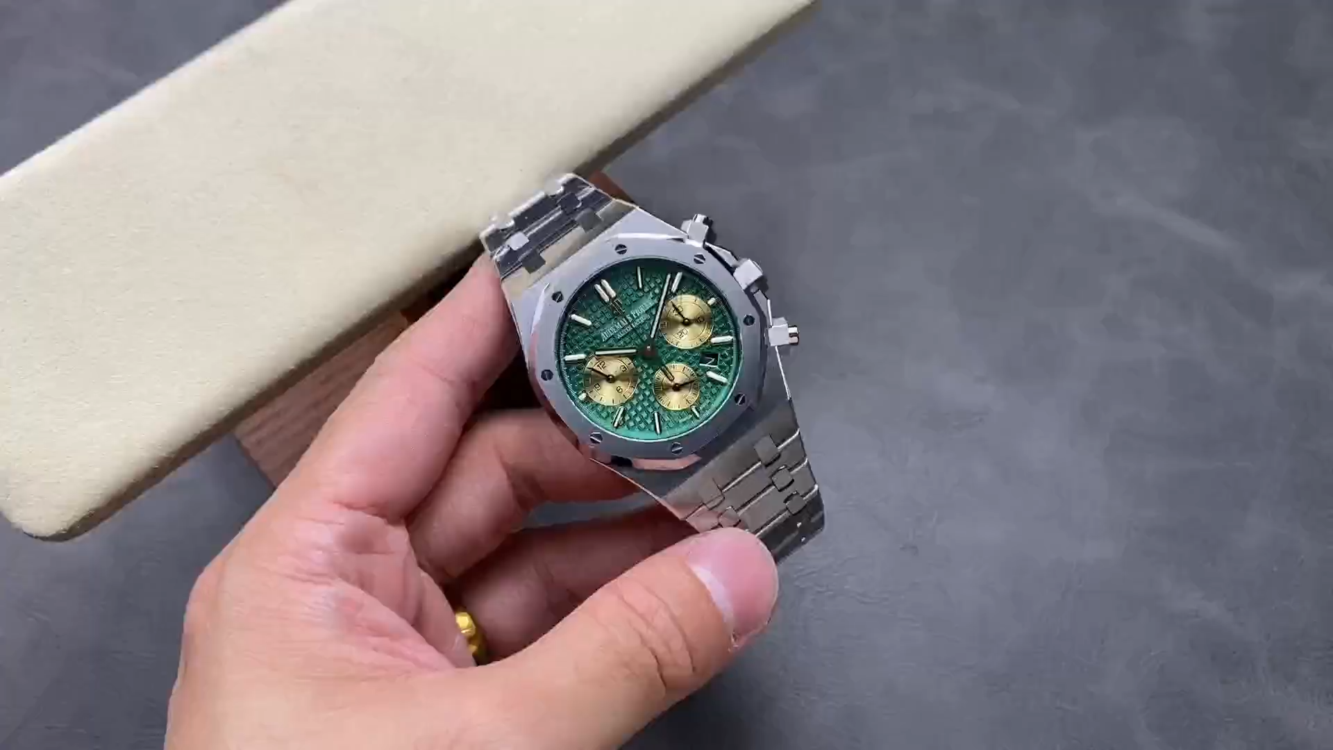 AP Royal Oak The Hour Glass 26332PT.OO.1220PT.02 Replica 41 Platinum