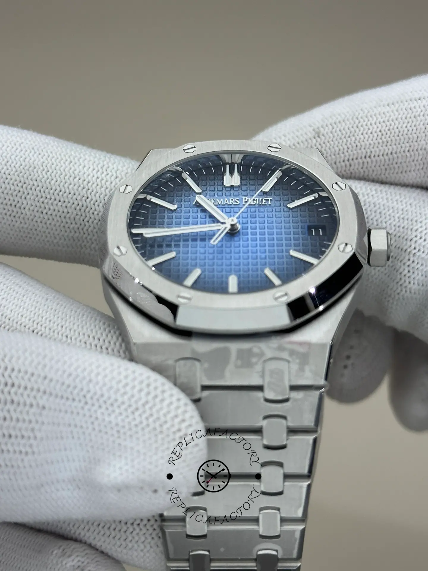 1:1 Clone AP Royal Oak Selfwinding 41 Smoked Blue Dial 15510BC.OO.1320BC.02