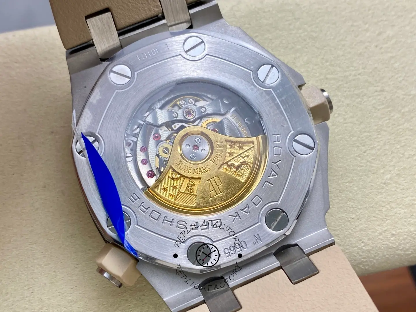 AP Royal Oak Offshore 15710ST.OO.A085CA.01 Diver Rubber 42mm Replica Beige Dial