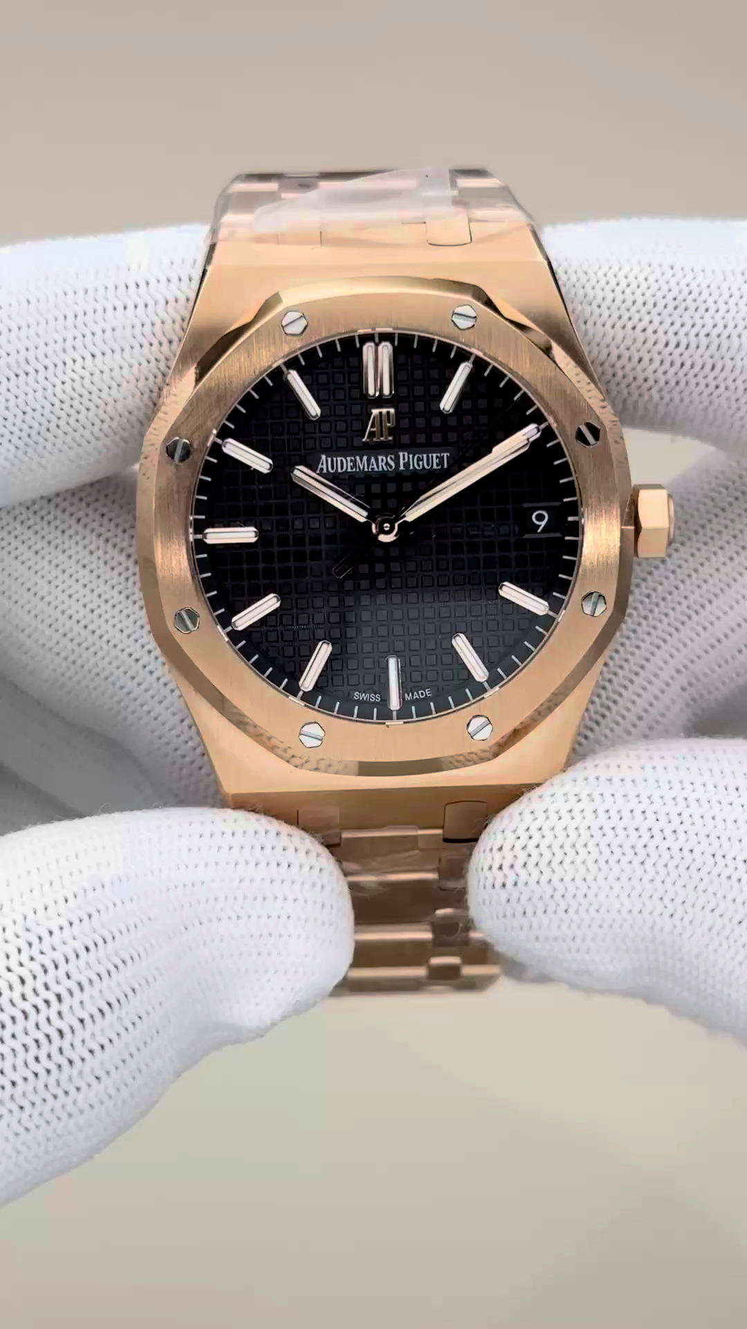 AP Royal Oak 1:1 Clone 15500OR.OO.1220OR.01 41MM Luxury Watch