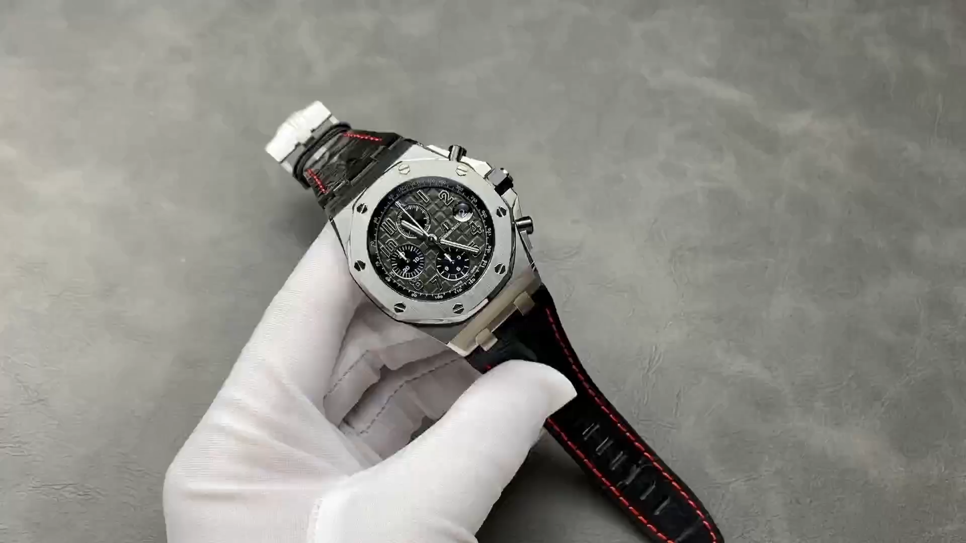 Replica AP Royal Oak Offshore 26470ST.OO.A104CR.01 Leather Strap Men's Watch