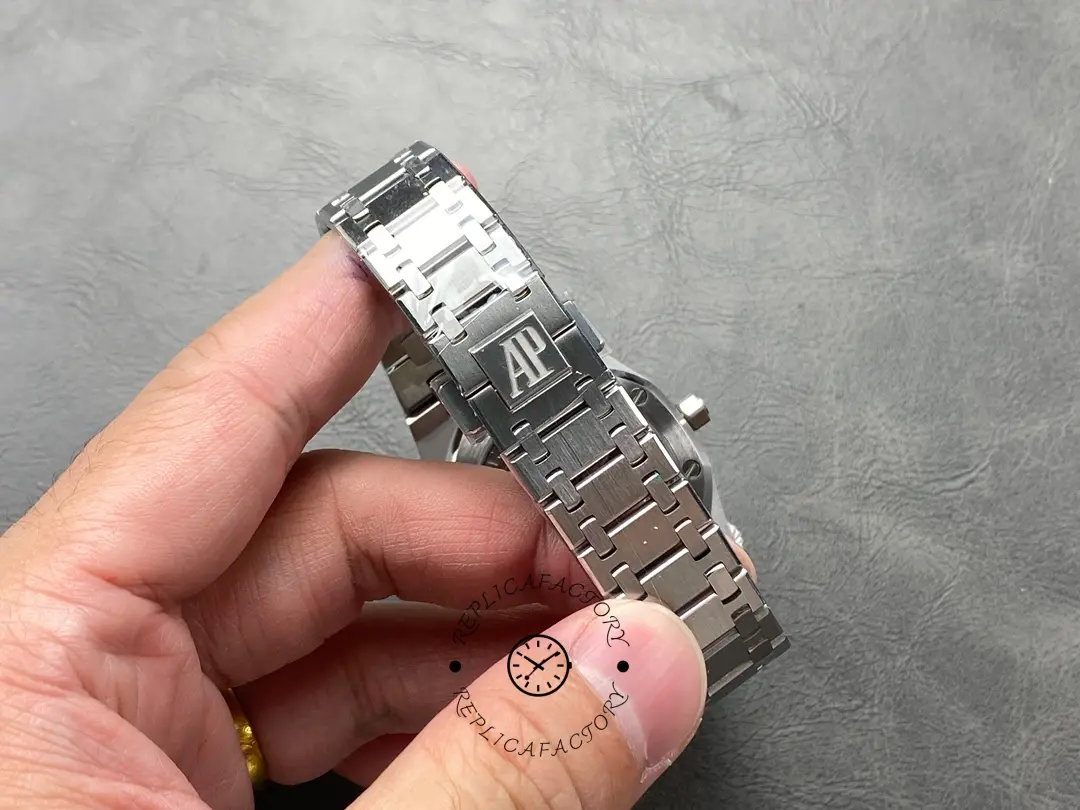 AP Royal Oak Jumbo Extra-Thin 39 Salmon Dial 15202BC.OO.1240BC.01 1:1 Clone