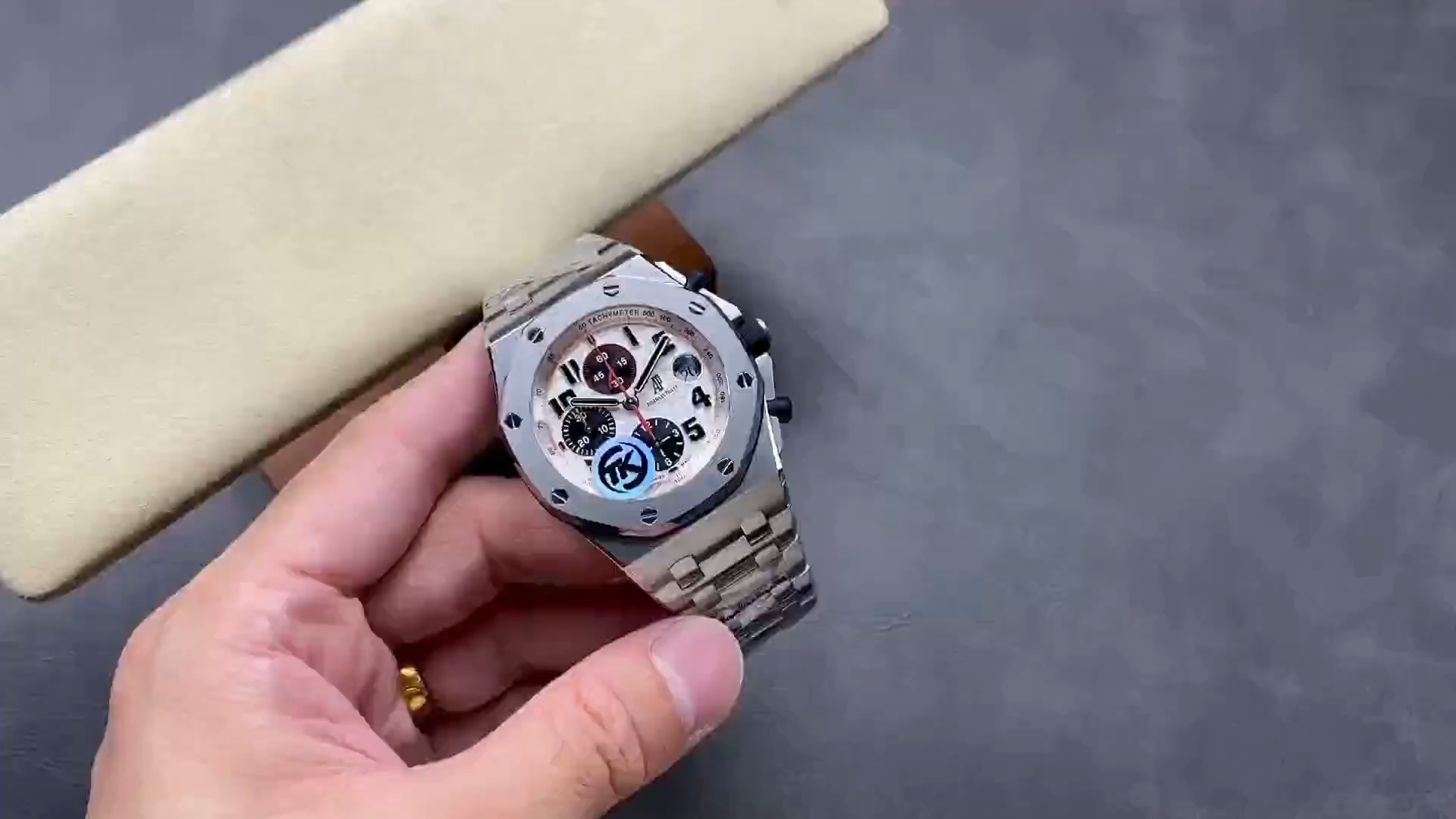 AP 26170ST.OO.1000ST.01 Royal Oak Offshore Chronograph 42 1:1 Clone Panda Watch